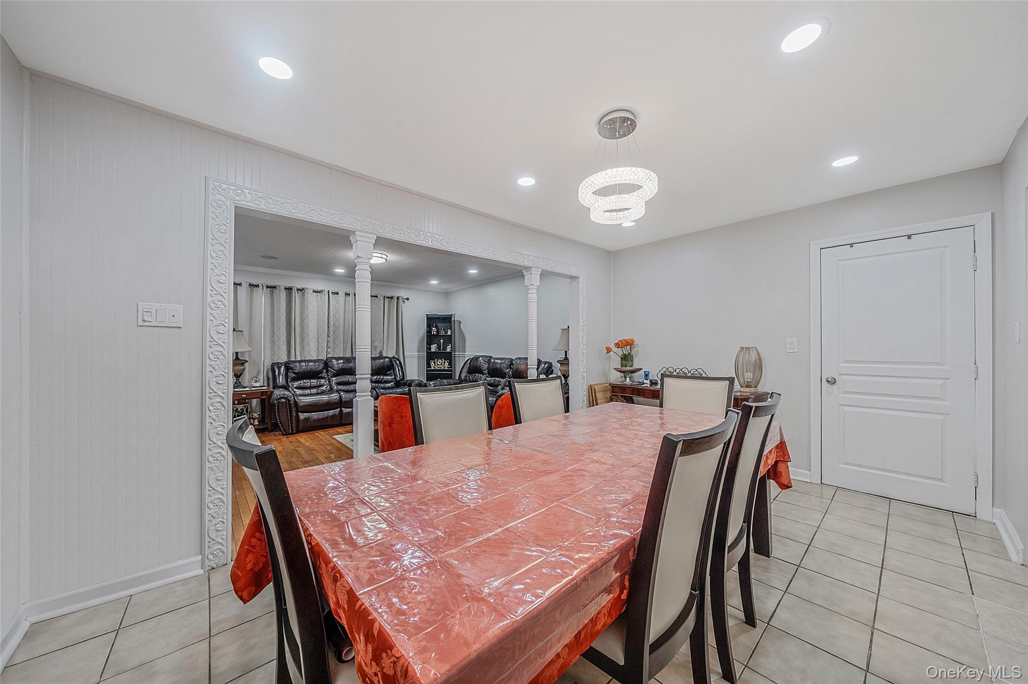 Single Family E 3rd Avenue  Suffolk County, NY 11706, MLS-1029811-7