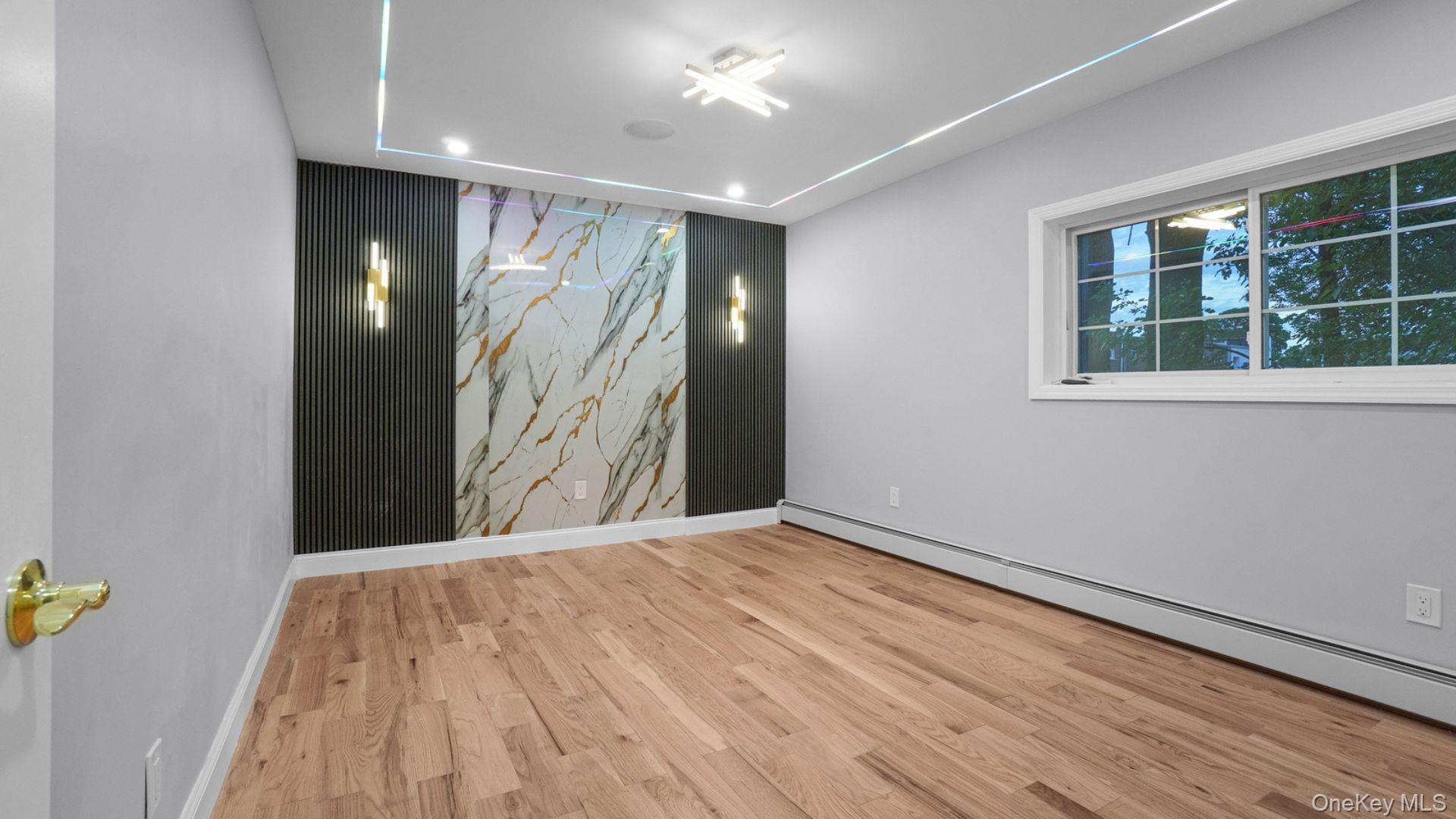 Single Family Throgs Neck Expwy Bronx, NY 10465, MLS-1029817-13