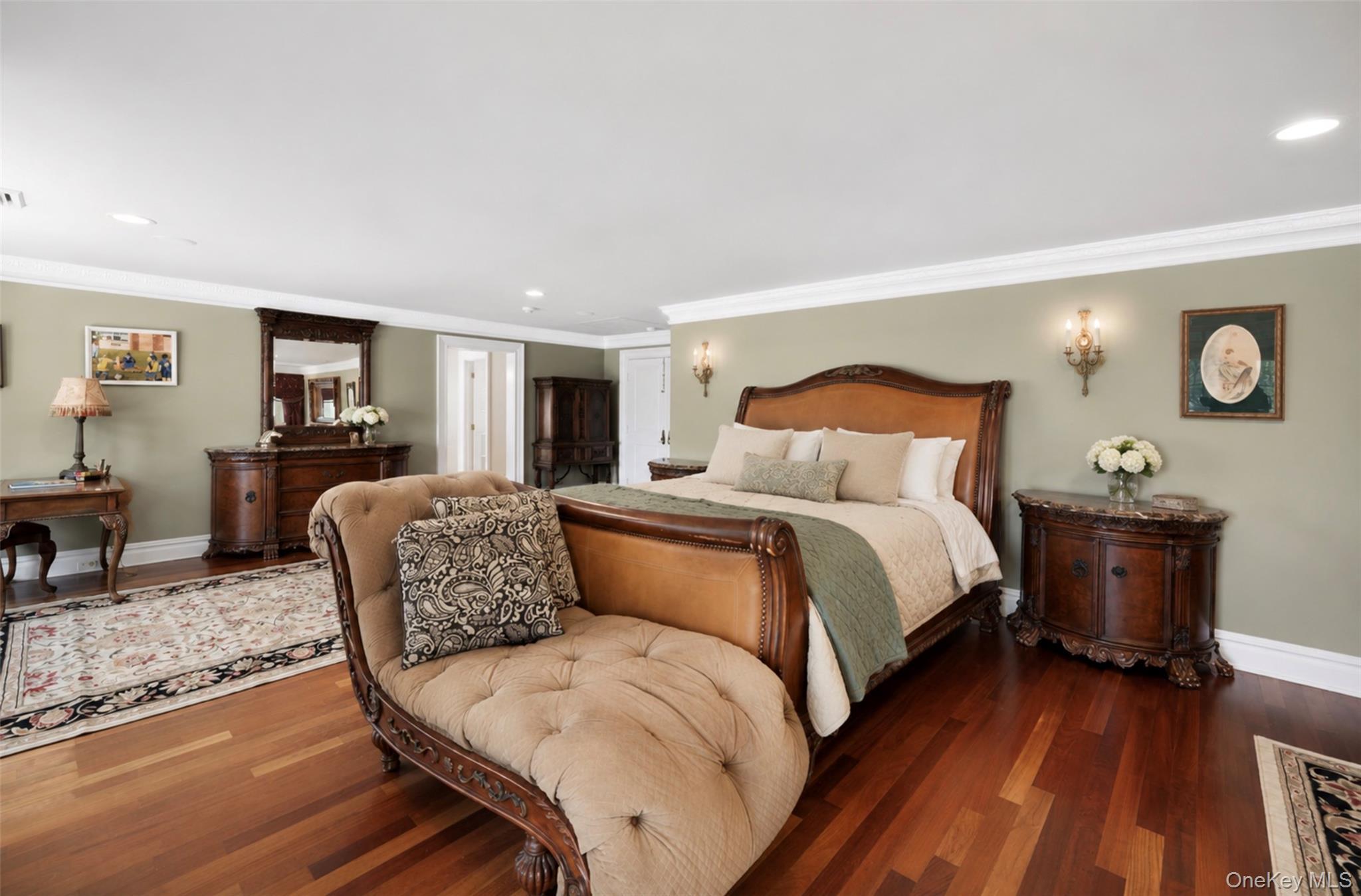 Single Family Shore Drive  Suffolk County, NY 11769, MLS-1029824-28
