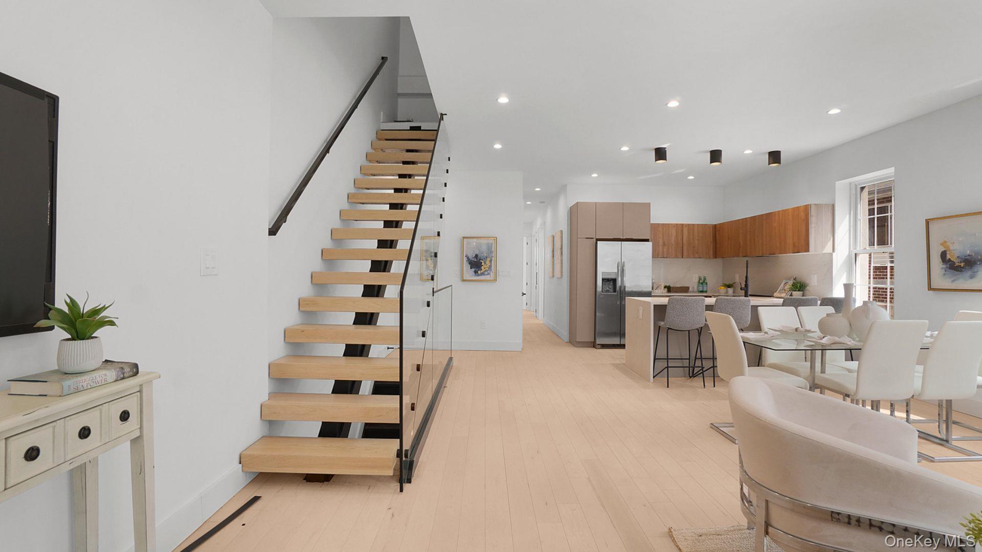 Single Family Esplanade Avenue Bronx, NY 10469, MLS-1029826-2