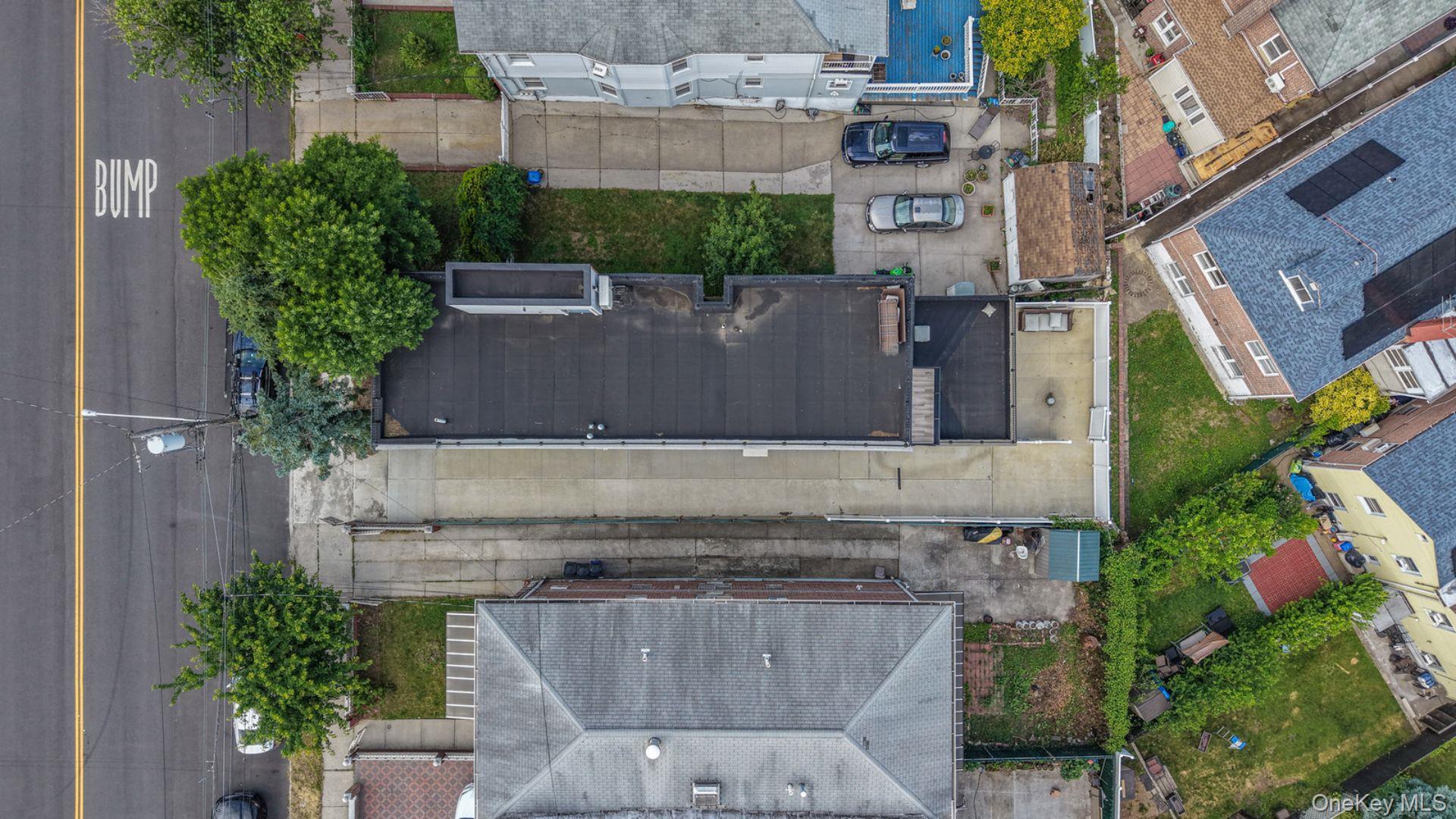 Single Family Esplanade Avenue Bronx, NY 10469, MLS-1029826-38