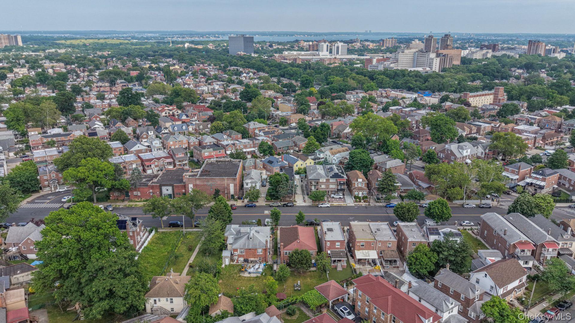 Single Family Esplanade Avenue Bronx, NY 10469, MLS-1029826-41