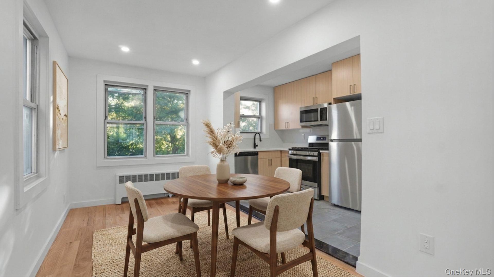 Single Family Murdock Avenue Bronx, NY 10466, MLS-1029833-2
