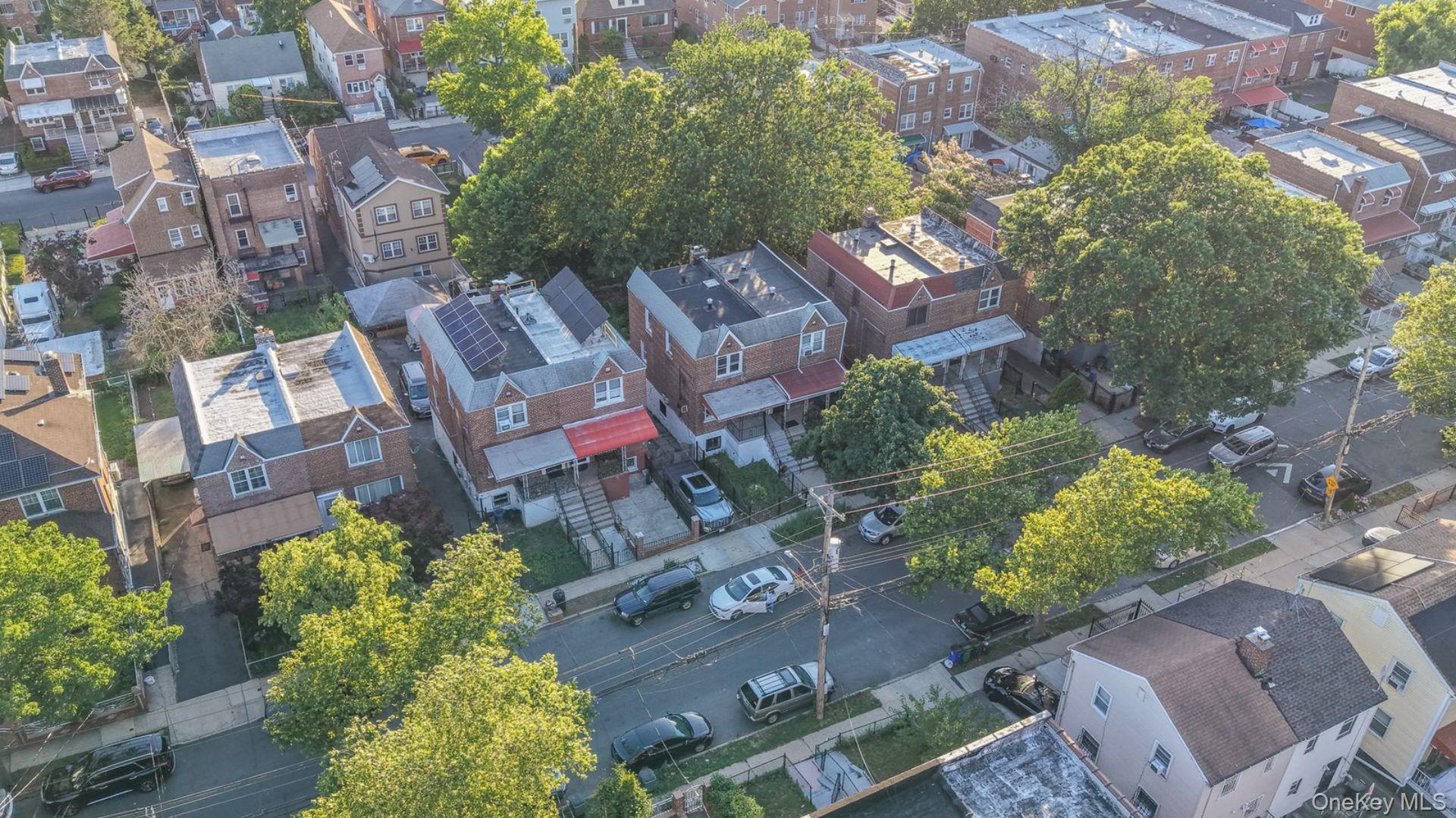 Single Family Murdock Avenue Bronx, NY 10466, MLS-1029833-28