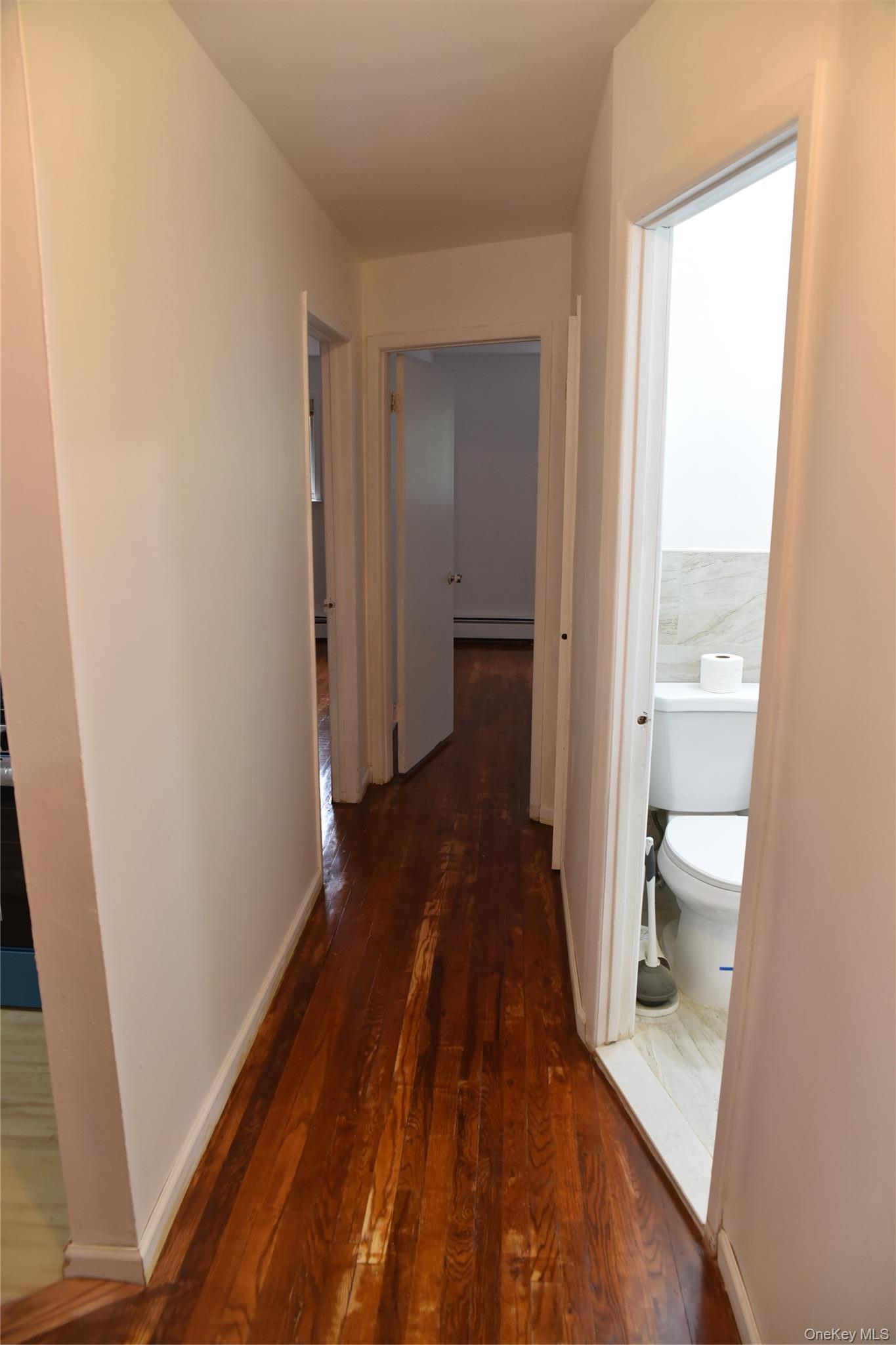 Single Family Wickham Avenue Bronx, NY 10469, MLS-1029837-27