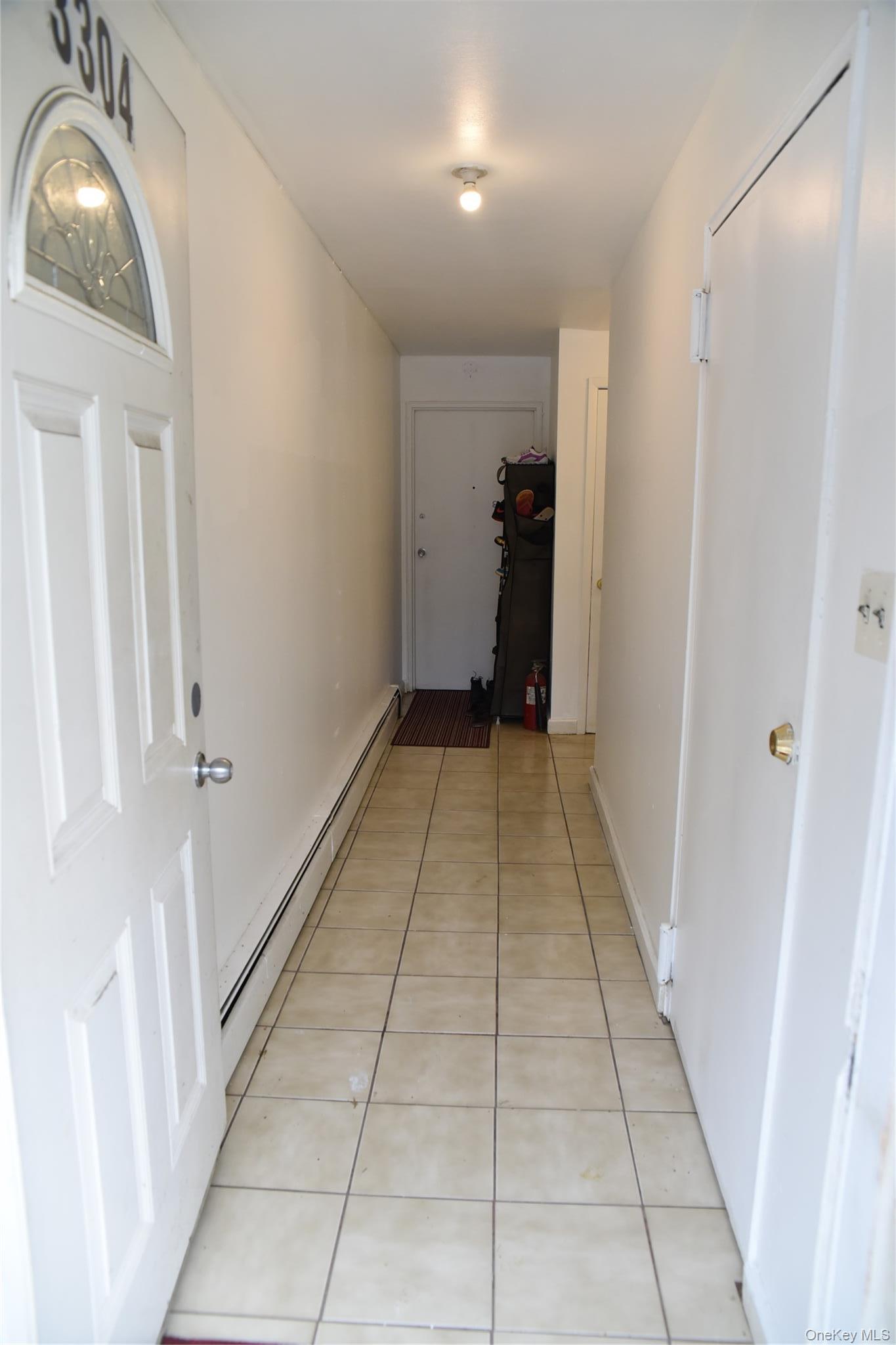 Single Family Wickham Avenue Bronx, NY 10469, MLS-1029837-5