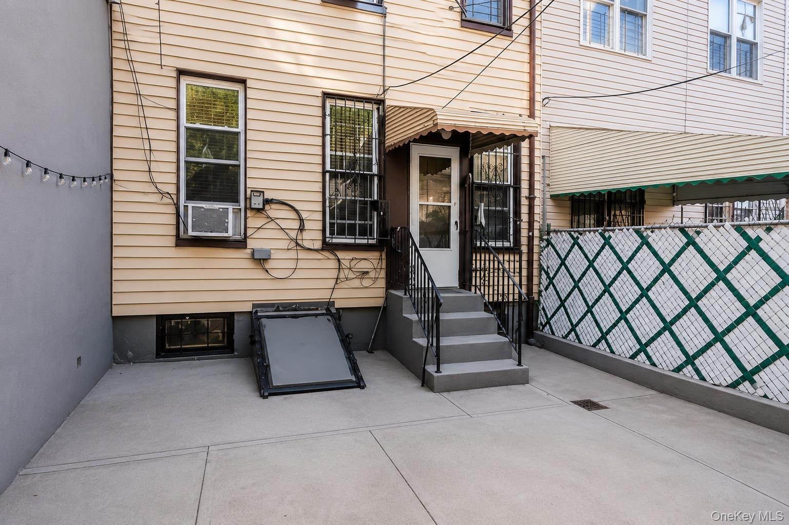 Single Family Central Avenue Brooklyn, NY 11207, MLS-1029842-13