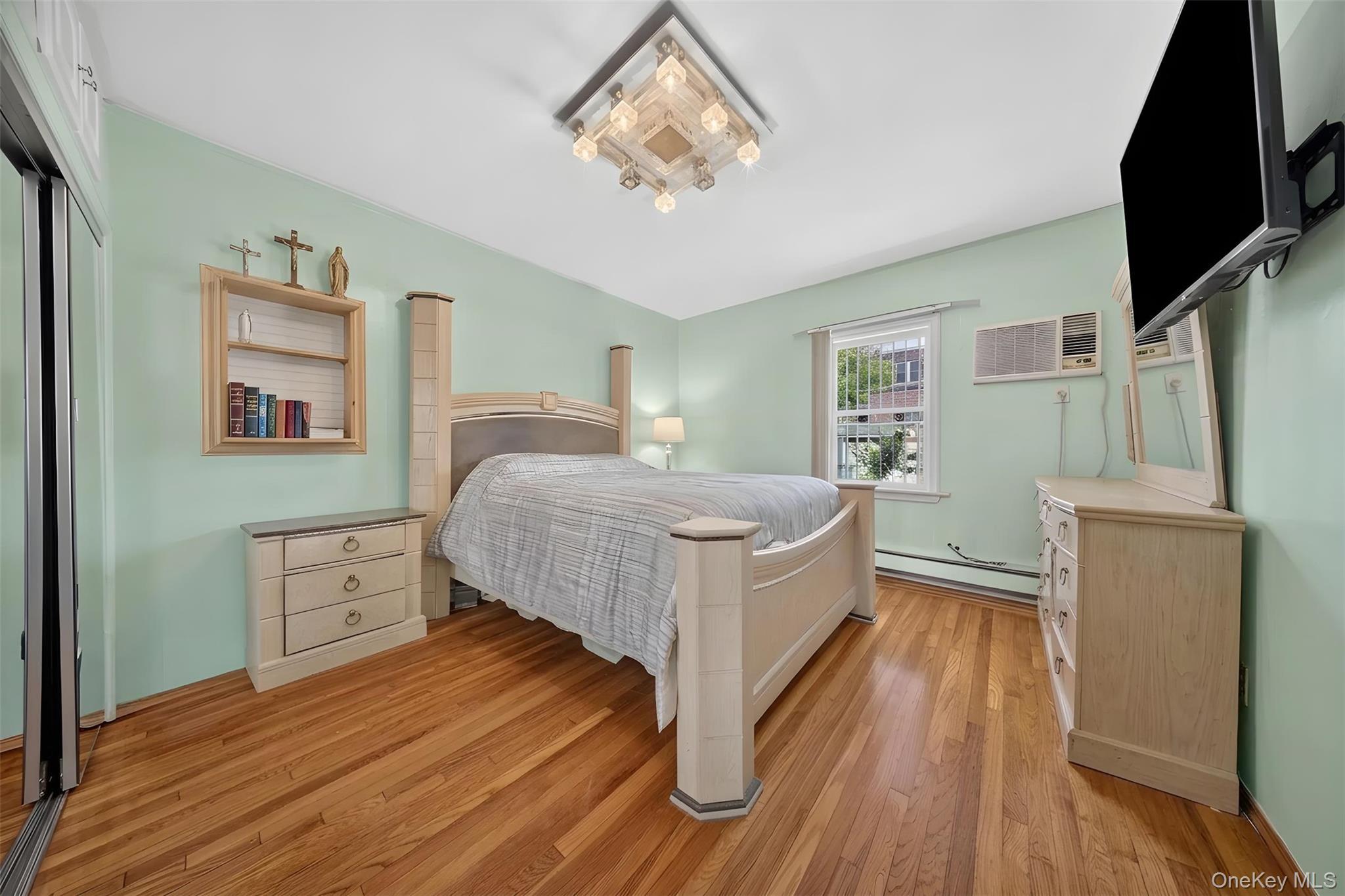 Single Family 197th Street Queens, NY 11358, MLS-1029845-10