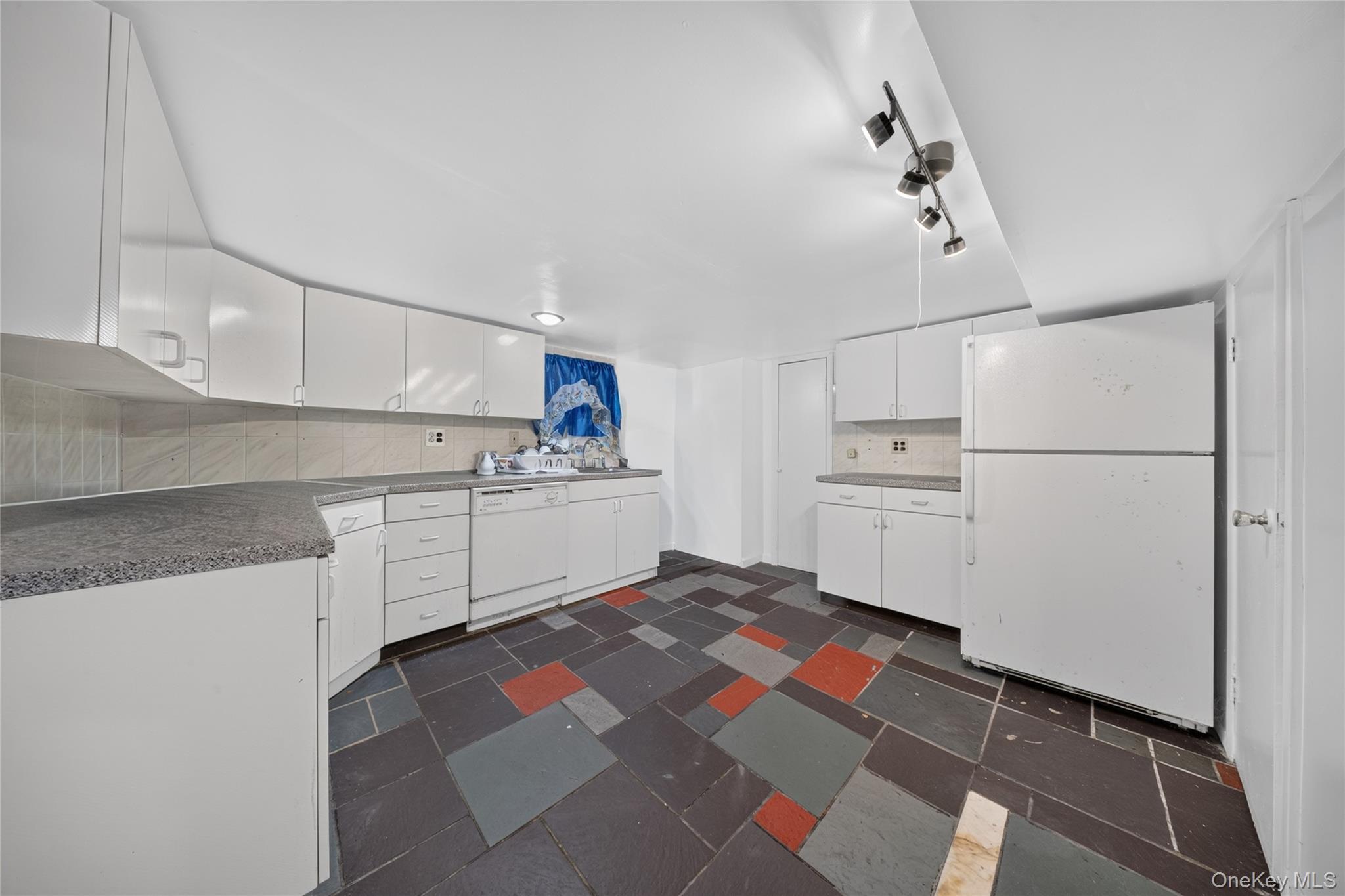 Single Family 197th Street Queens, NY 11358, MLS-1029845-21