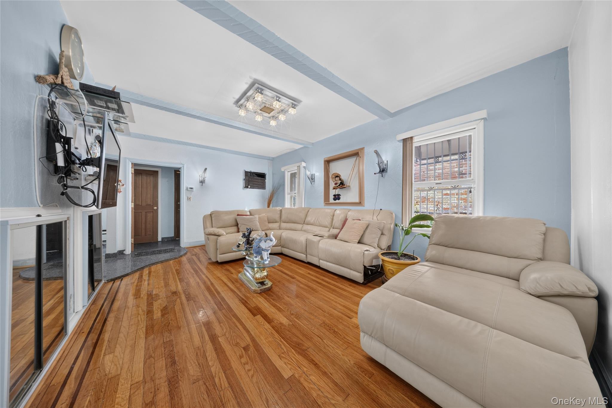 Single Family 197th Street Queens, NY 11358, MLS-1029845-3