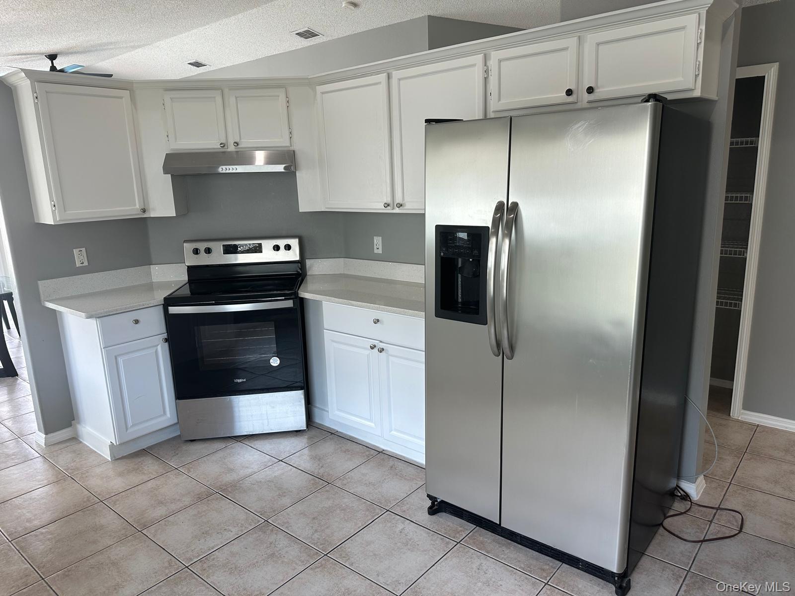 Single Family Brewster Drive  Out Of Area, NY 34743, MLS-1029850-10