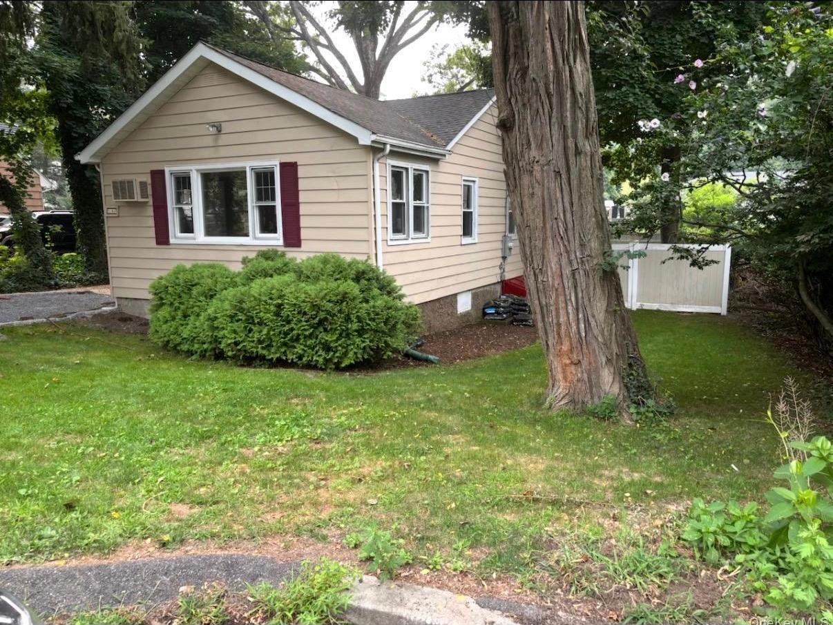 Single Family Kew Suffolk County, NY 11789, MLS-1029857-2