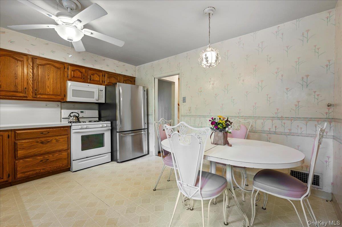 Single Family Meadowlark Road  Westchester County, NY 10573, MLS-1029861-11
