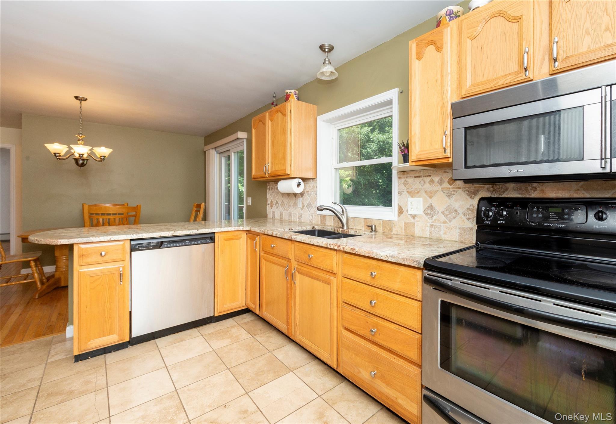 Single Family Hickory Lane Dutchess County, NY 12564, MLS-1029865-11