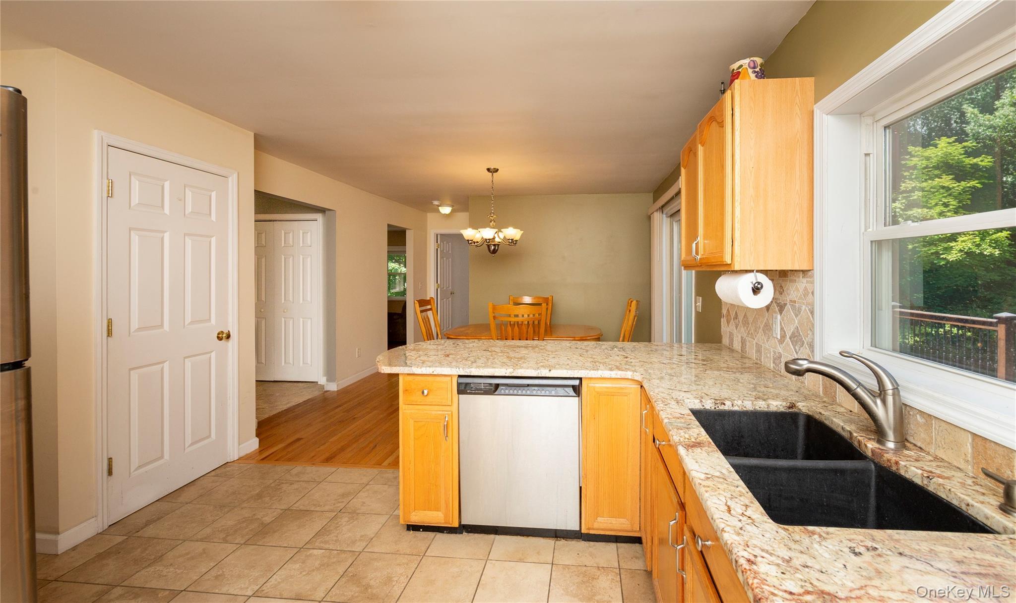 Single Family Hickory Lane Dutchess County, NY 12564, MLS-1029865-12