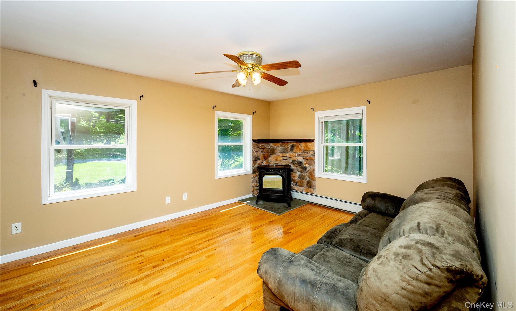 Single Family Hickory Lane Dutchess County, NY 12564, MLS-1029865-7