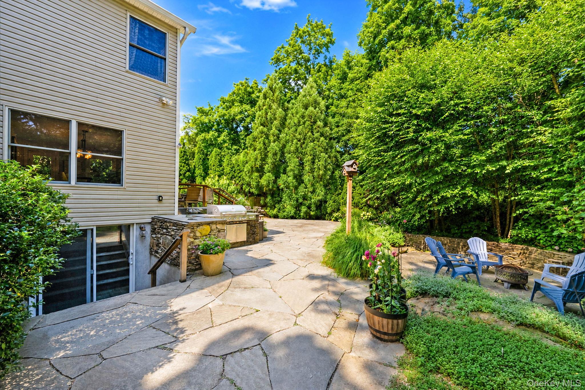 Single Family Traction Boulevard  Suffolk County, NY 11772, MLS-1029870-40