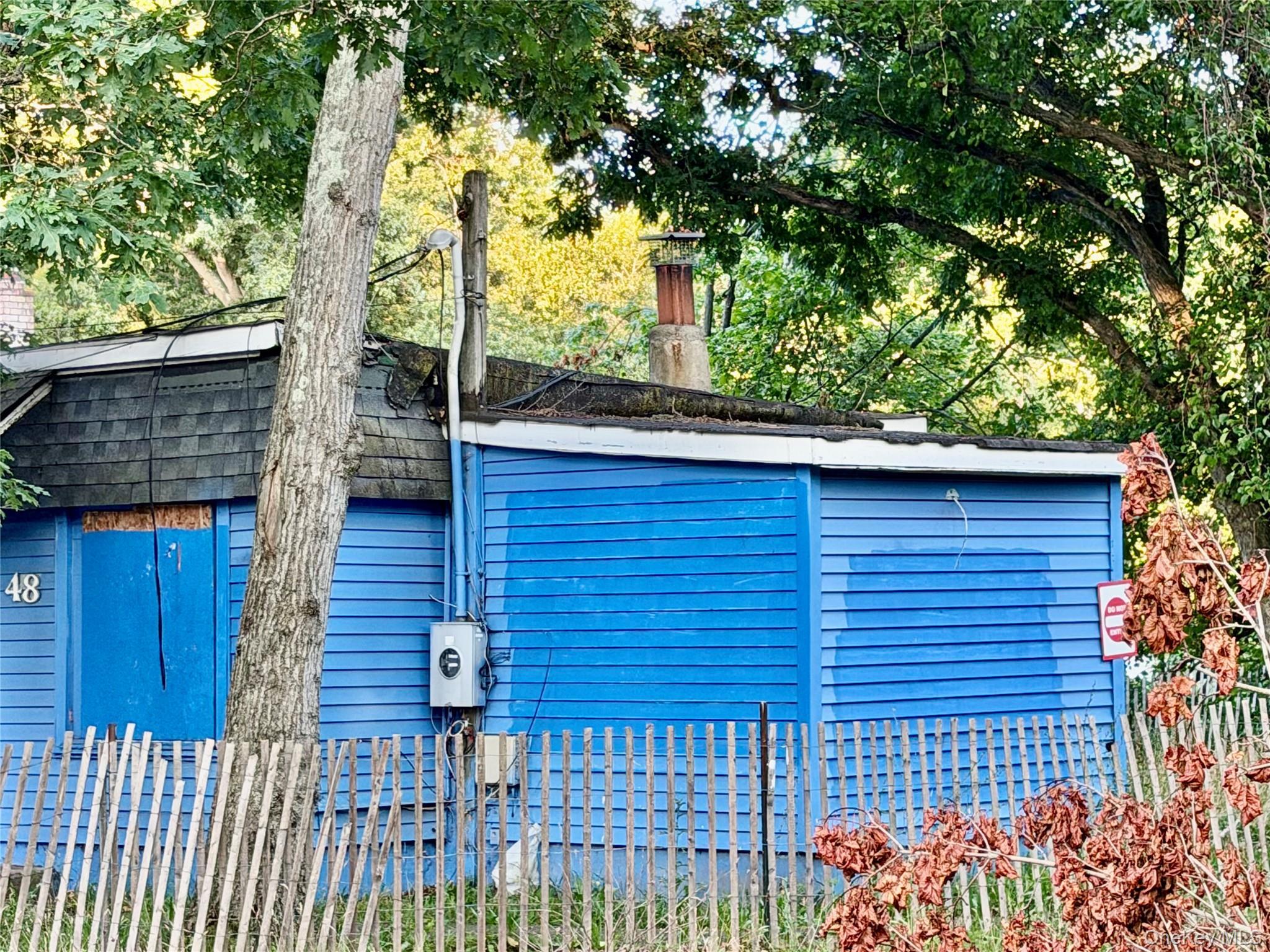 Single Family Cocoanut Street  Suffolk County, NY 11722, MLS-1029878-7