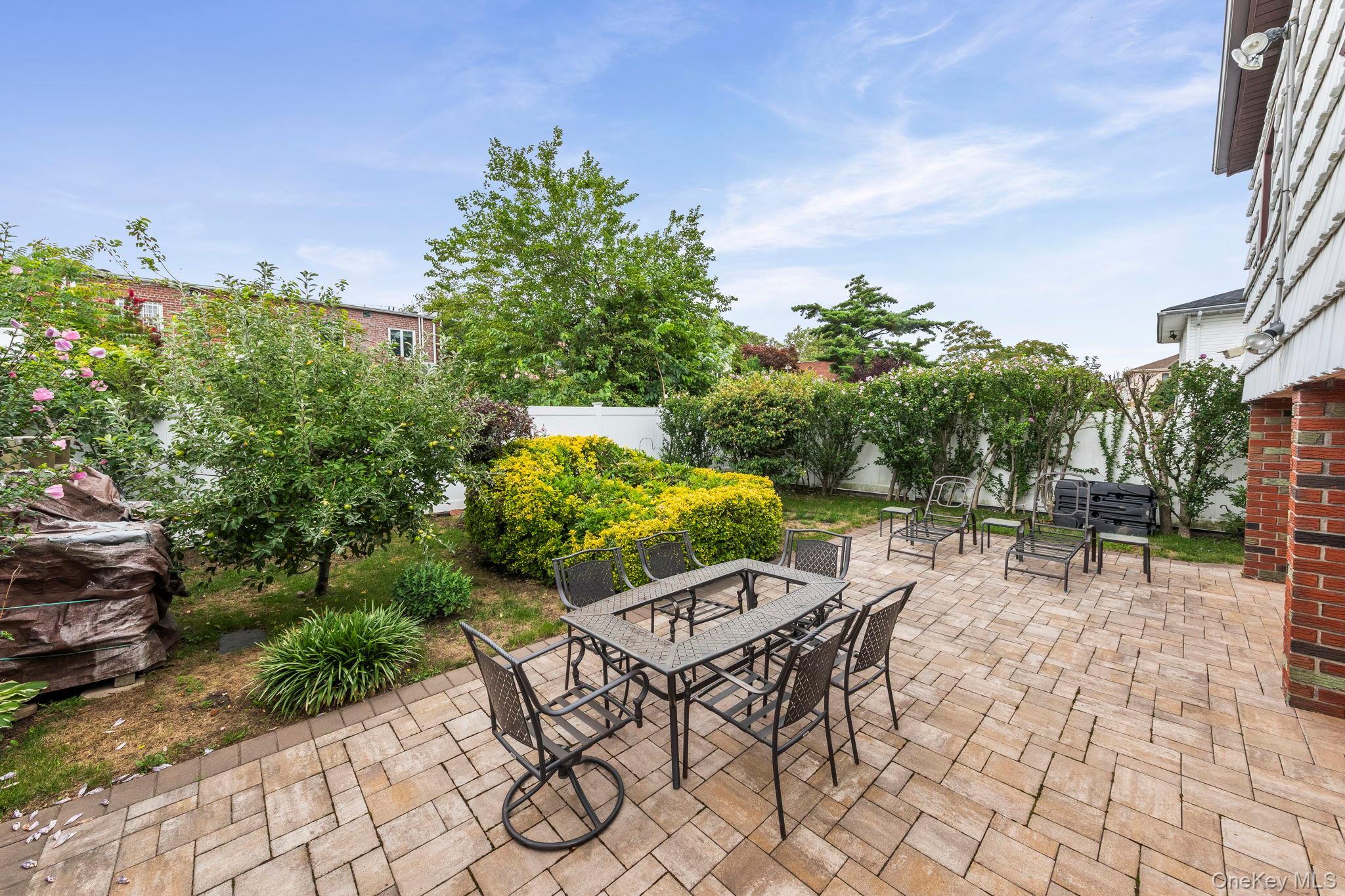 Single Family E 64th Street  Brooklyn, NY 11234, MLS-1029885-37