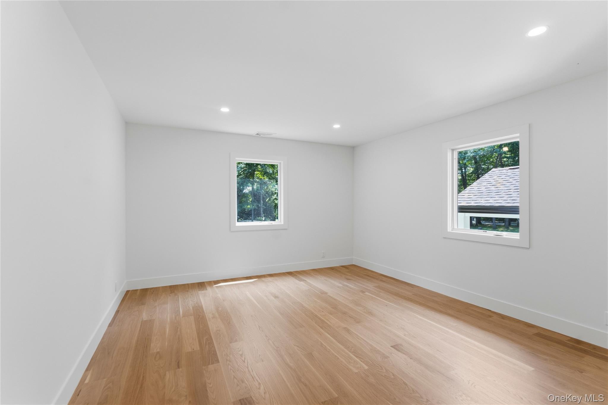 Single Family Saw Mill Road  Suffolk County, NY 11724, MLS-1029939-36