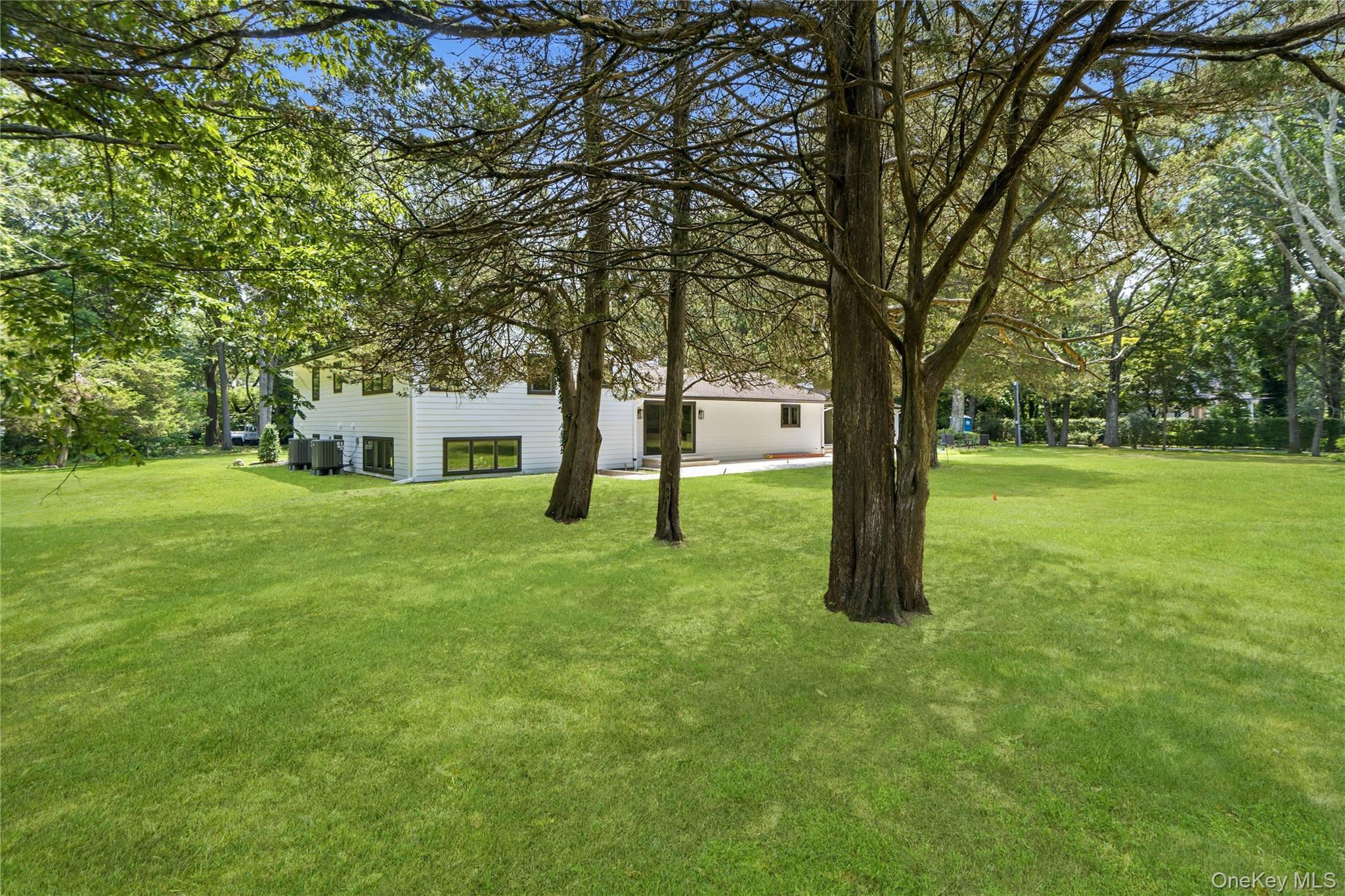 Single Family Saw Mill Road  Suffolk County, NY 11724, MLS-1029939-44