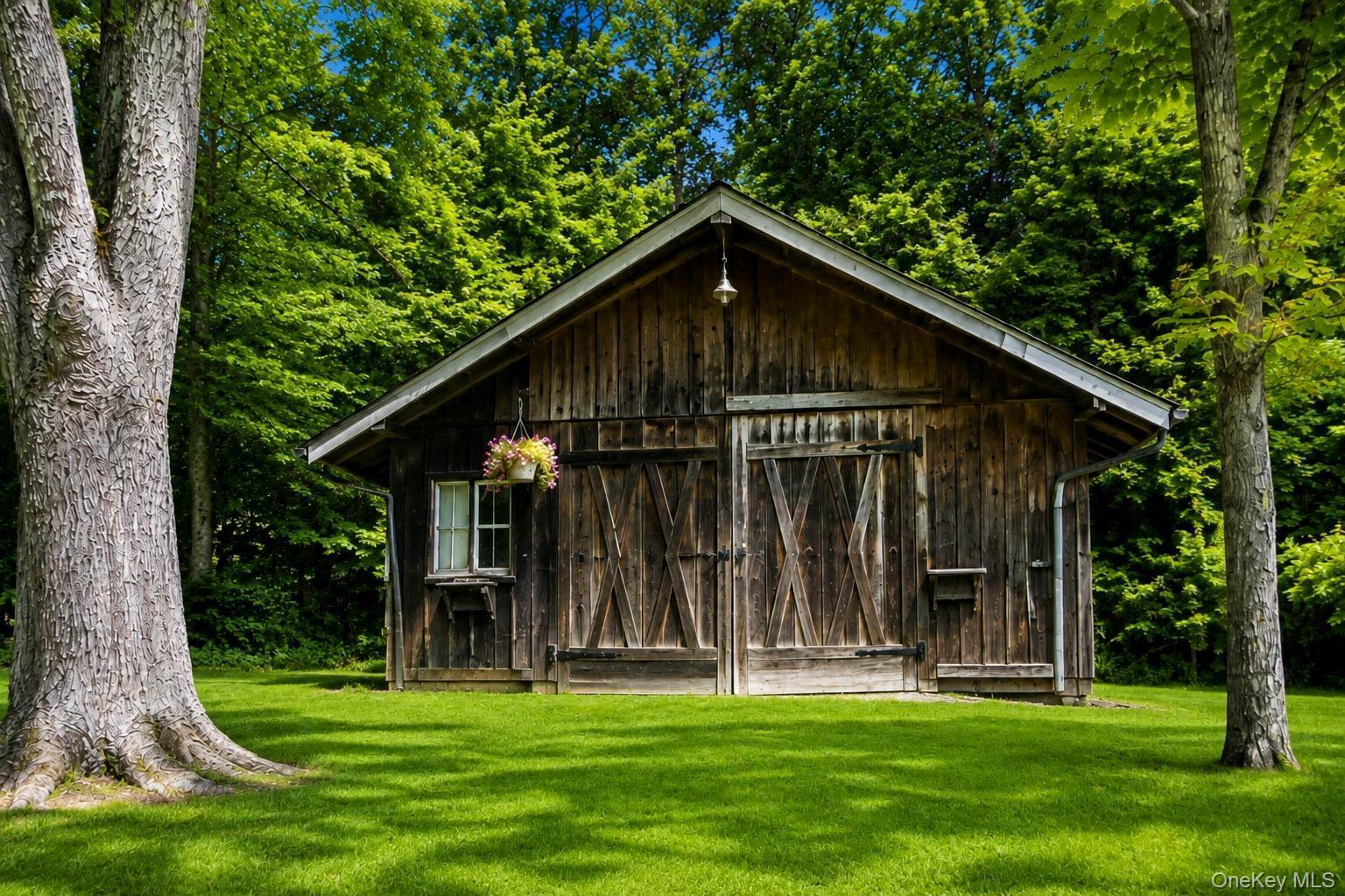 Single Family Saw Mill Road  Suffolk County, NY 11724, MLS-1029939-47