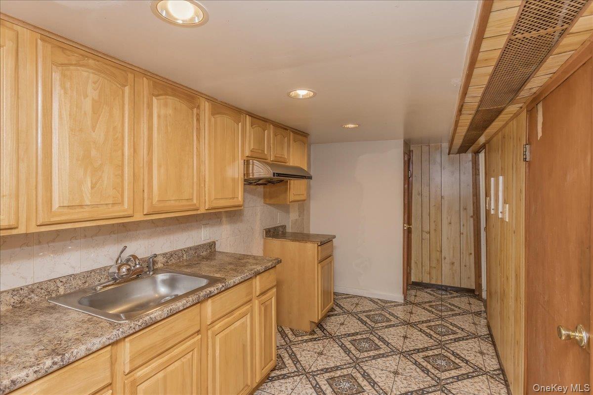 Single Family 248th Street Queens, NY 11426, MLS-1029947-22