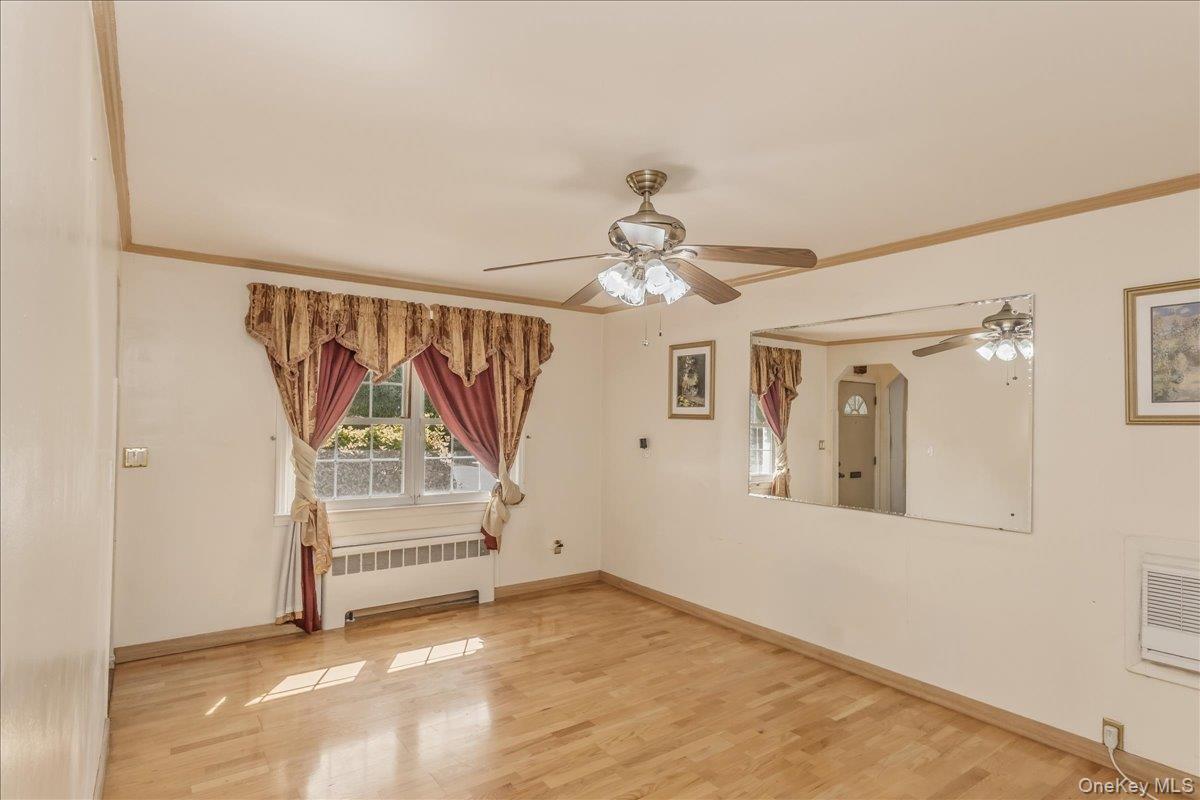Single Family 248th Street Queens, NY 11426, MLS-1029947-4