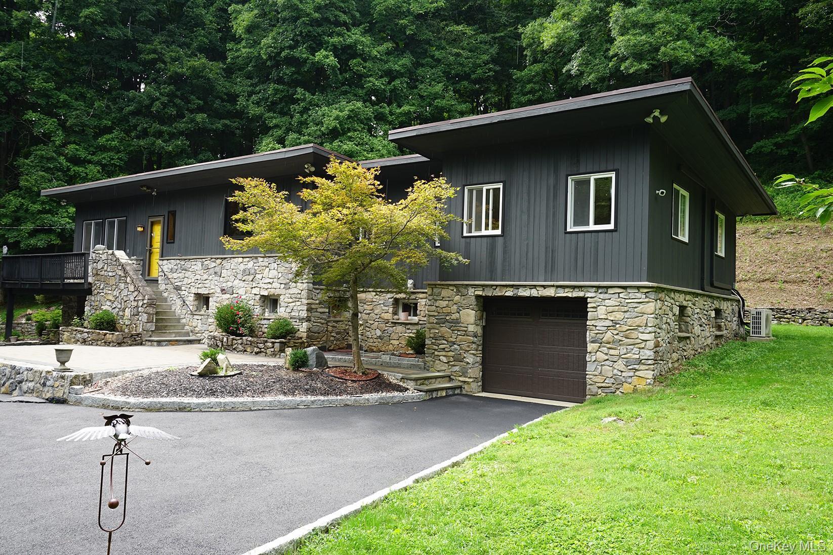 Single Family Briar Hill Road Dutchess County, NY 12533, MLS-1029968-2