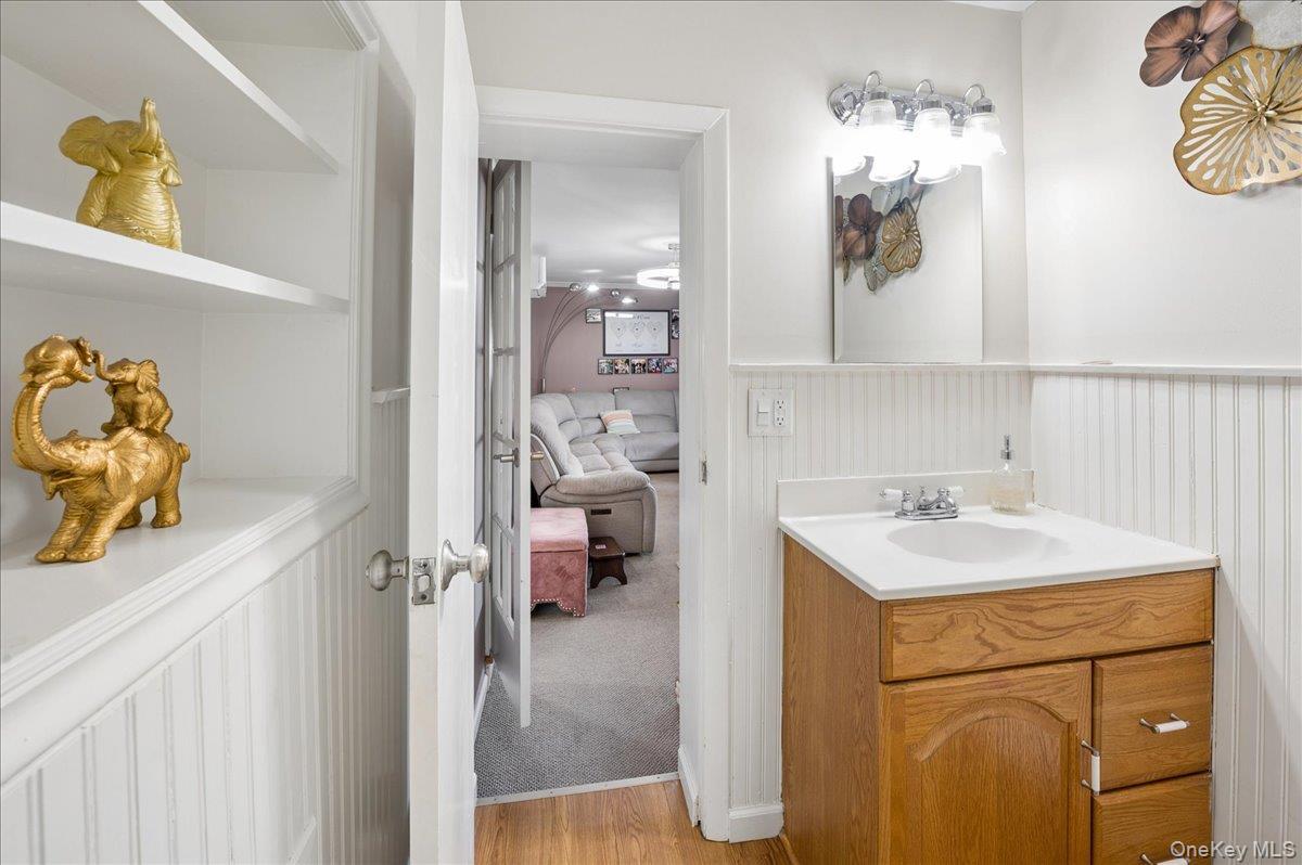 Single Family Quintard Drive Westchester County, NY 10573, MLS-1029976-13