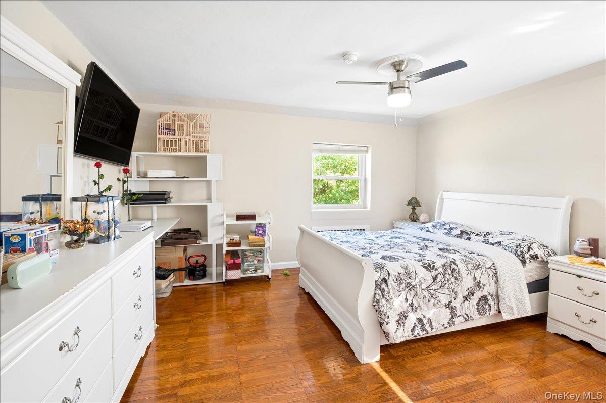 Single Family Quintard Drive Westchester County, NY 10573, MLS-1029976-16