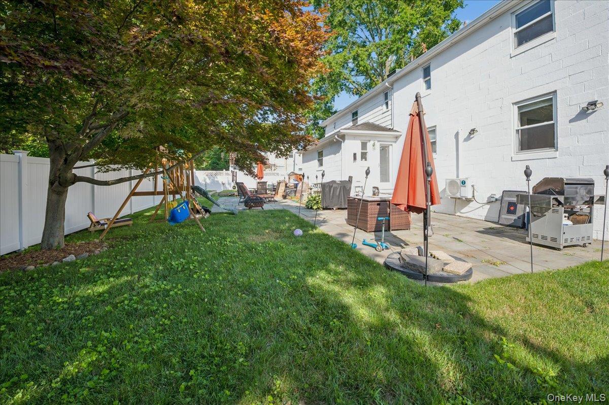 Single Family Quintard Drive Westchester County, NY 10573, MLS-1029976-21