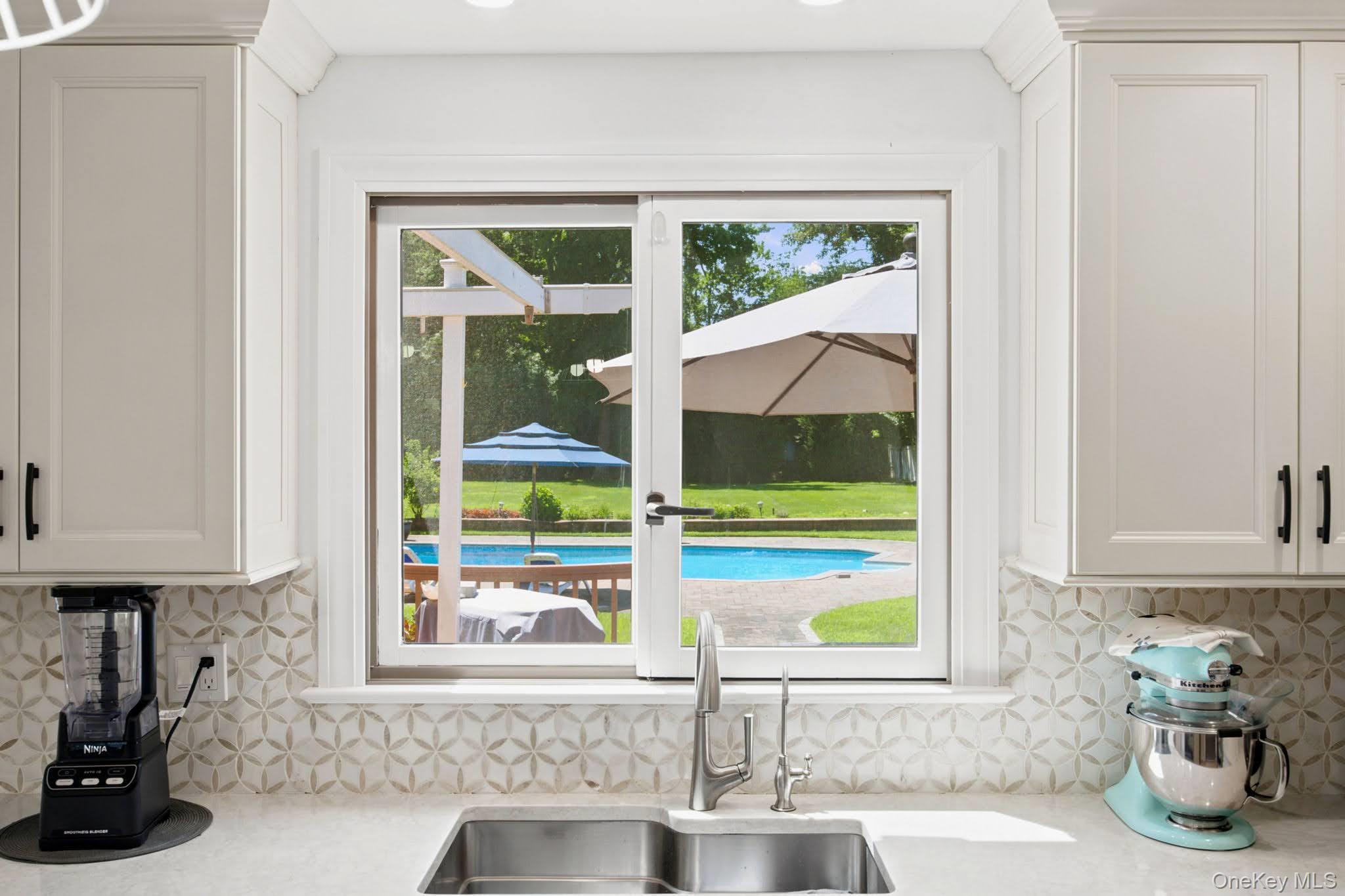 Single Family Artisan Avenue Suffolk County, NY 11743, MLS-1029987-14