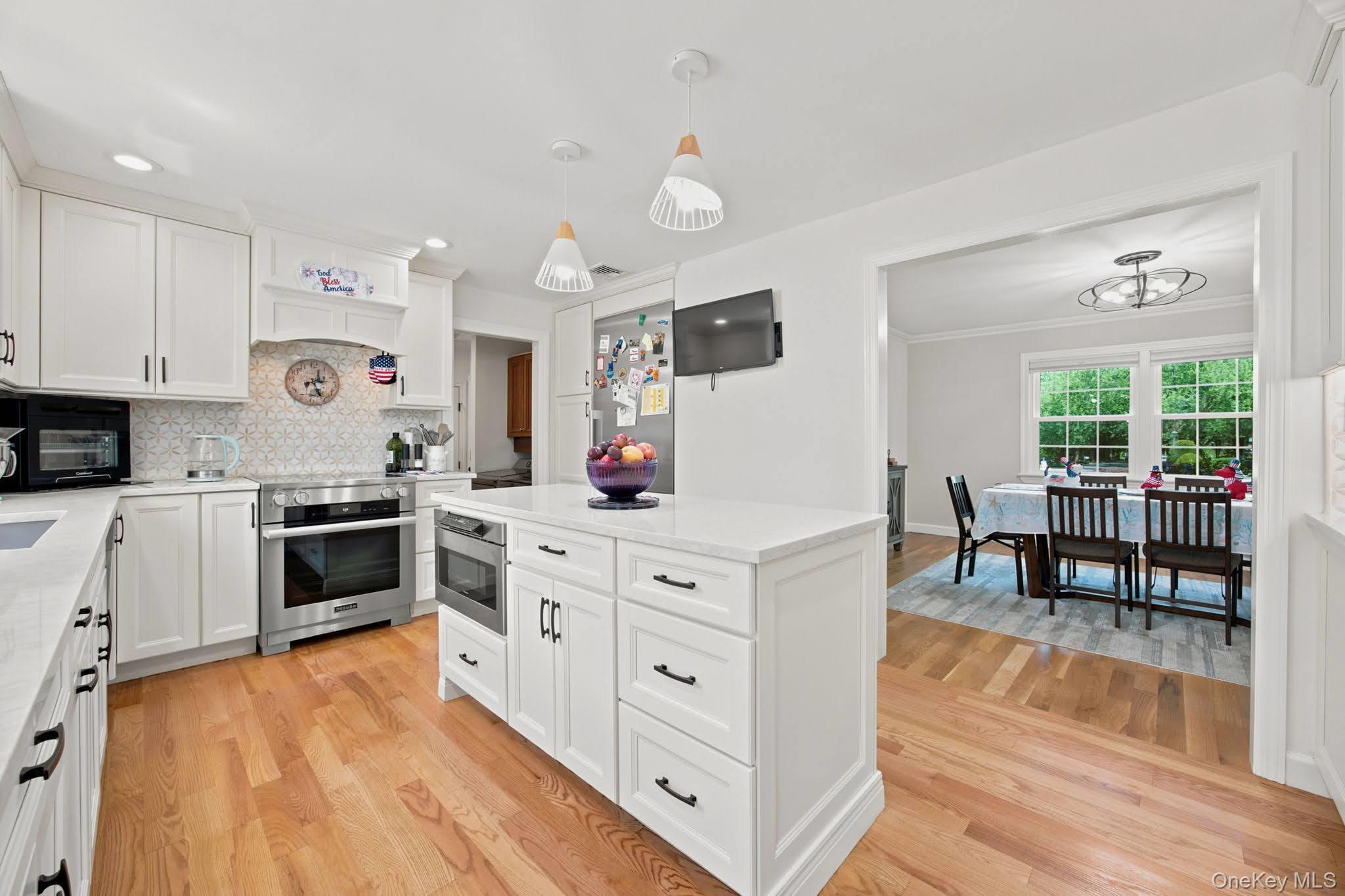 Single Family Artisan Avenue Suffolk County, NY 11743, MLS-1029987-15
