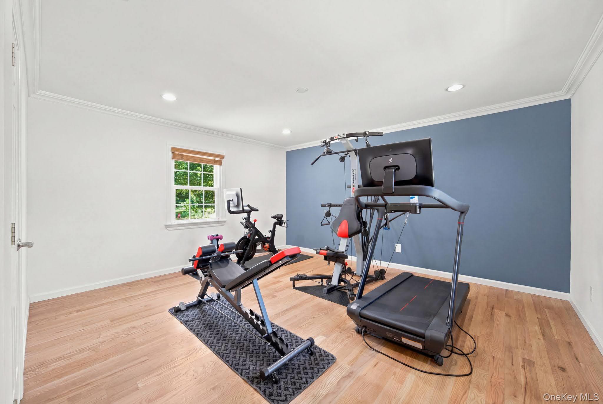 Single Family Artisan Avenue Suffolk County, NY 11743, MLS-1029987-23
