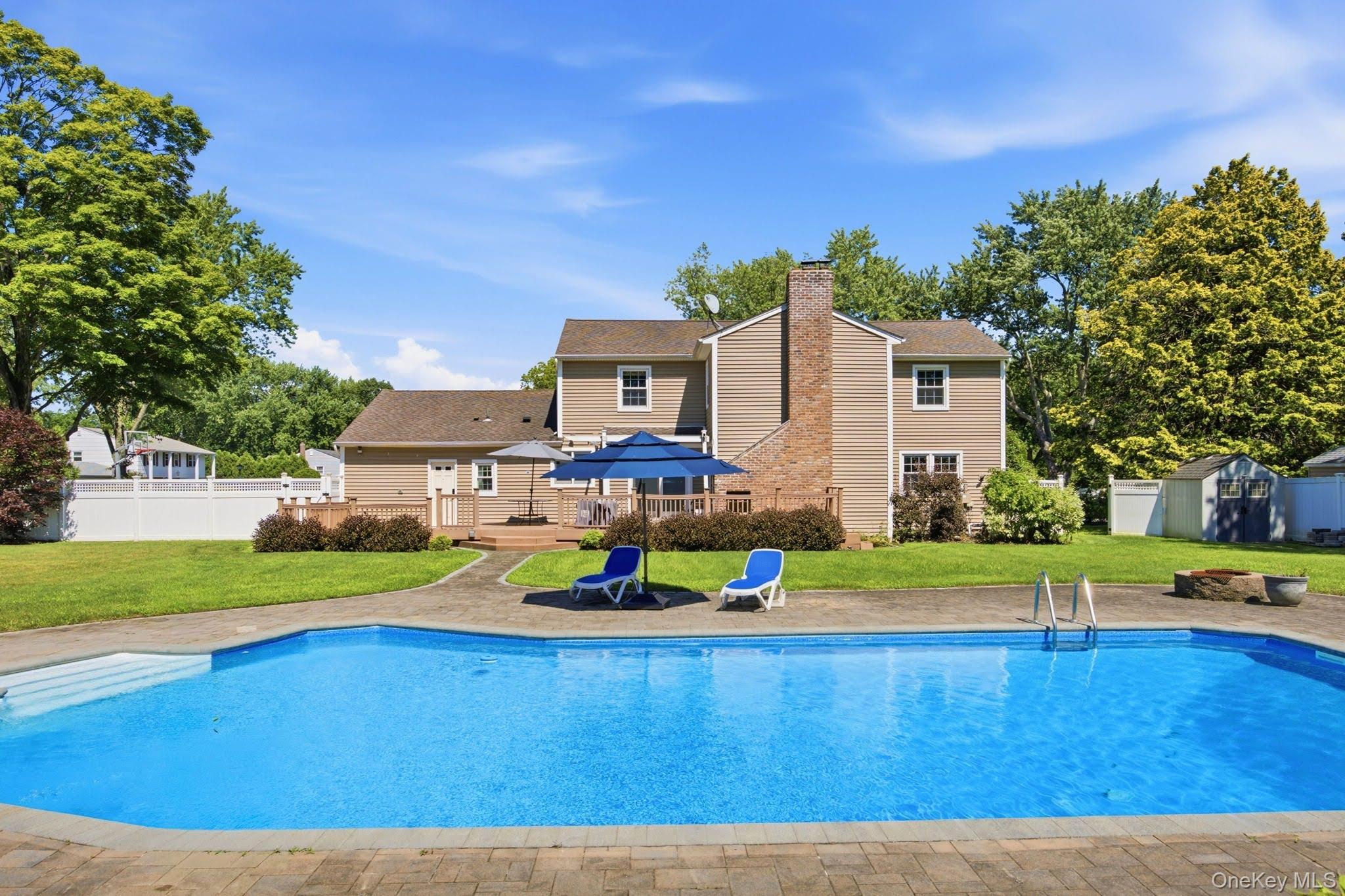 Single Family Artisan Avenue Suffolk County, NY 11743, MLS-1029987-35
