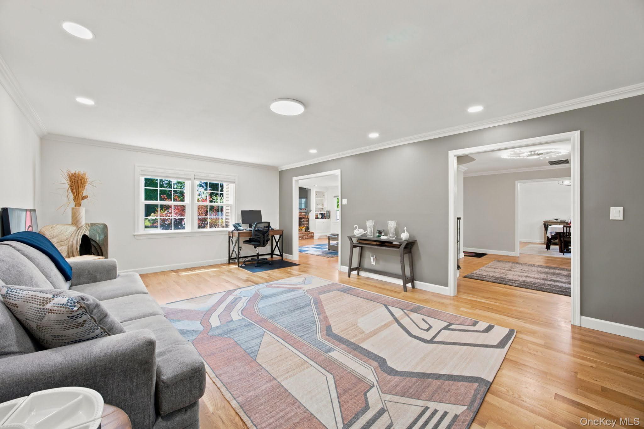 Single Family Artisan Avenue Suffolk County, NY 11743, MLS-1029987-7