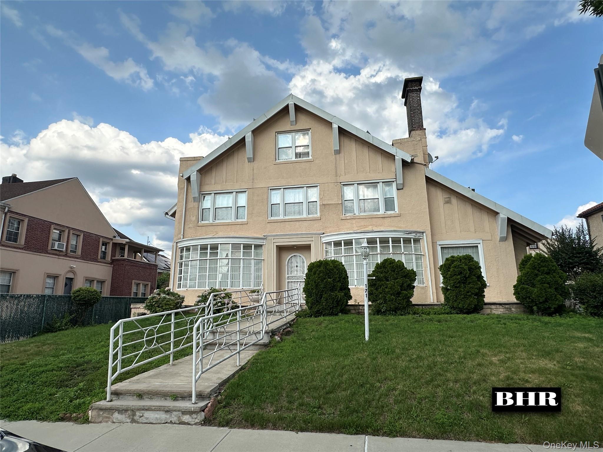 Single Family Girard Street Brooklyn, NY 11235, MLS-1029993-2