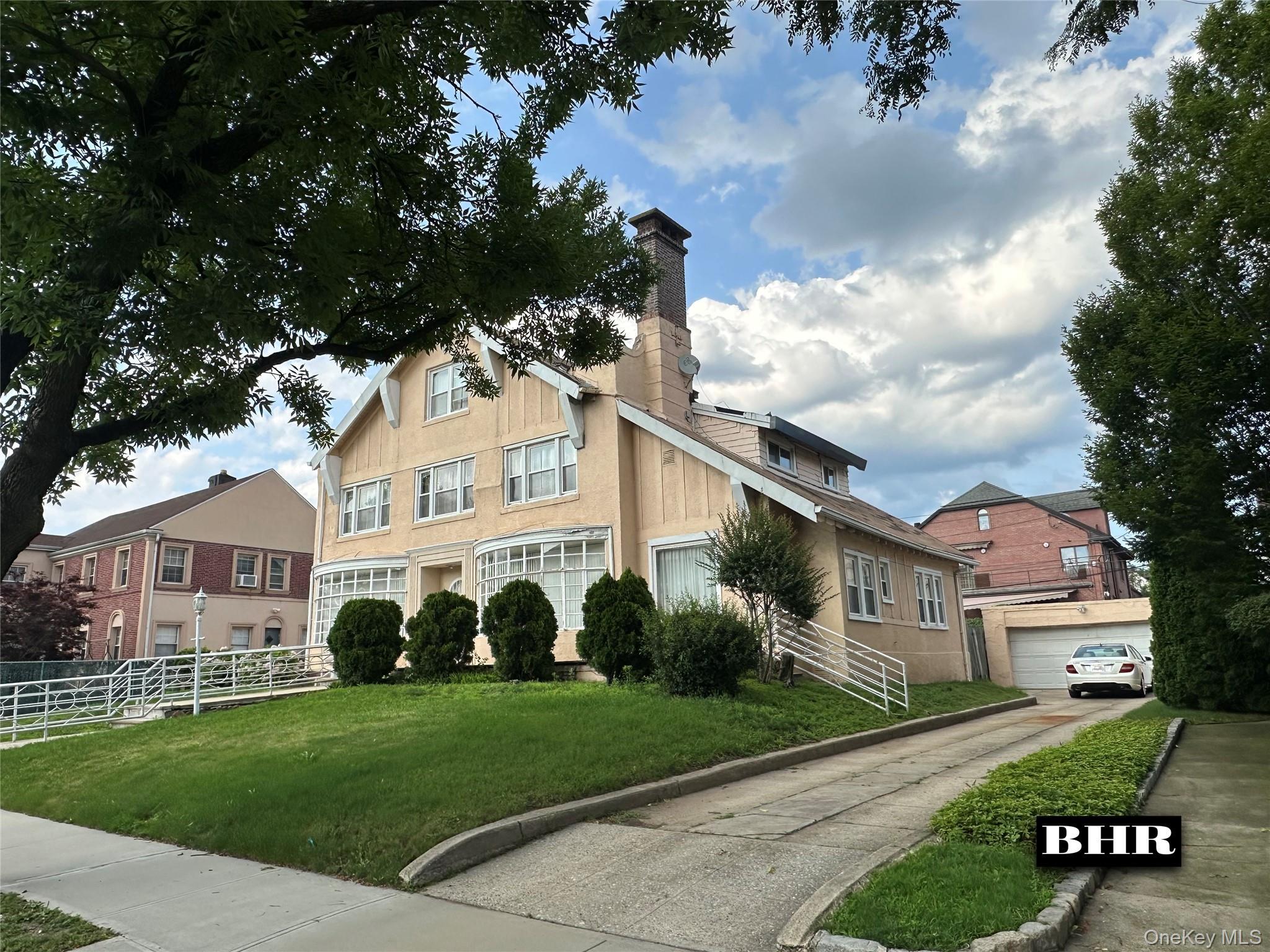 Single Family Girard Street Brooklyn, NY 11235, MLS-1029993-3