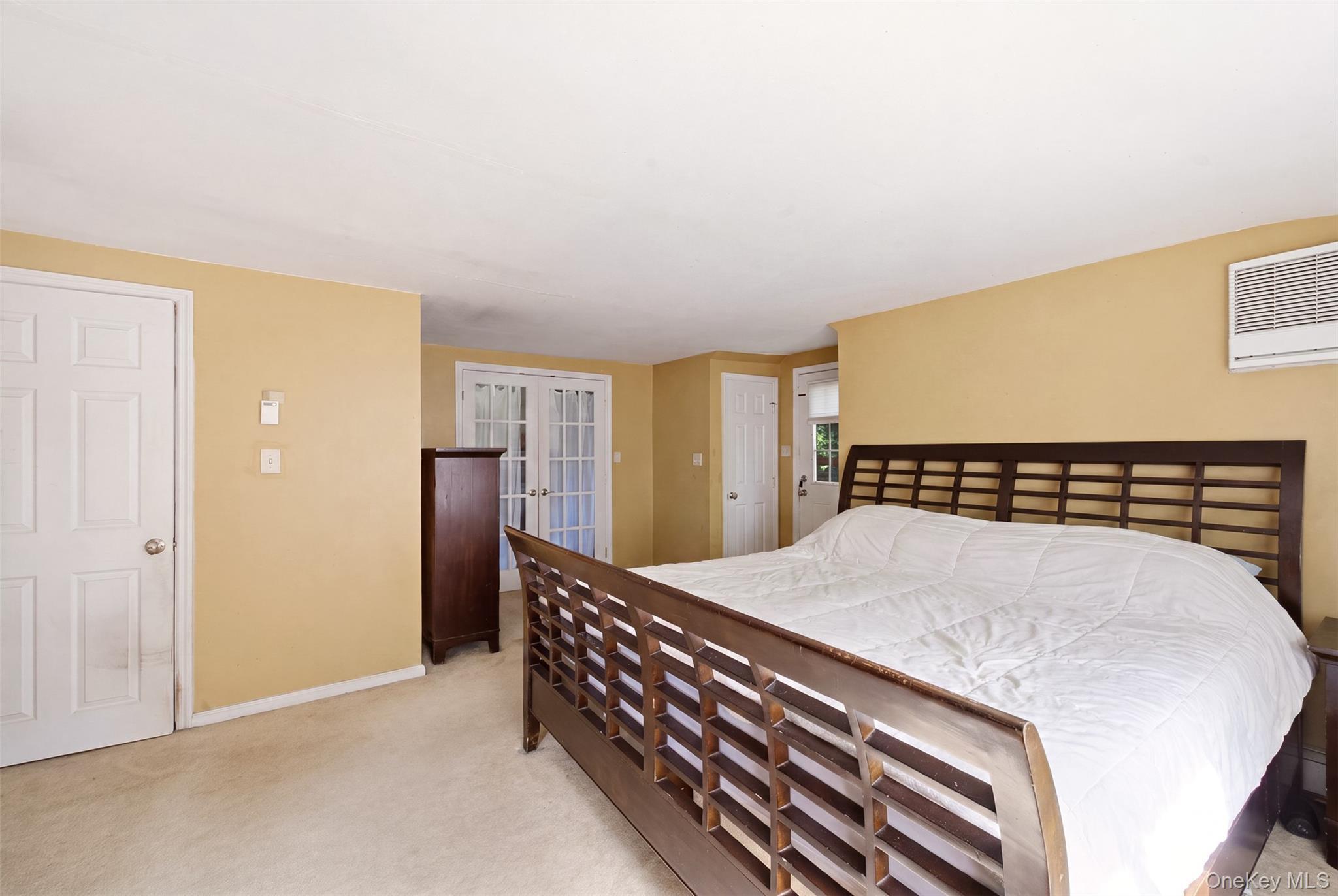 Single Family Catherine Street Suffolk County, NY 11731, MLS-1030002-12