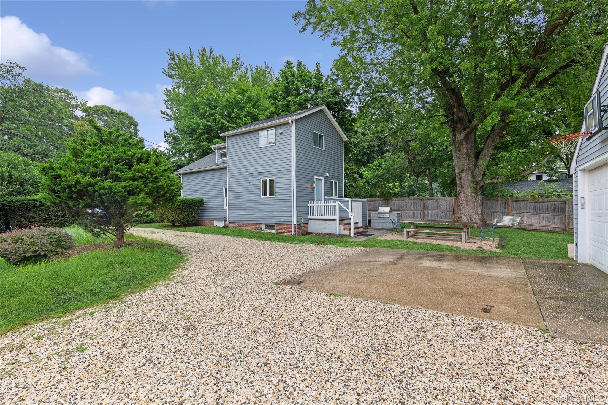 Single Family Brick Kiln Road Suffolk County, NY 11963, MLS-1030014-28