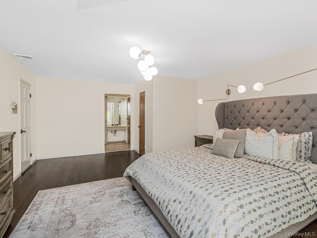 Single Family Fairgreen Court Westchester County, NY 10567, MLS-1030029-18