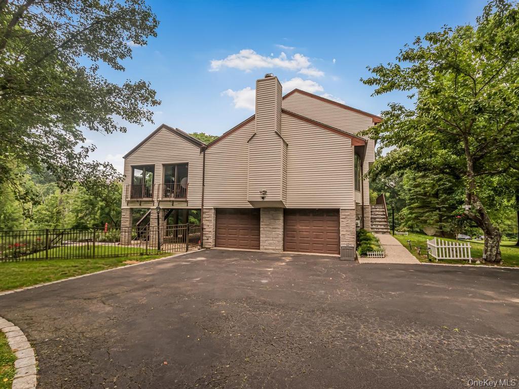 Single Family Fairgreen Court Westchester County, NY 10567, MLS-1030029-32
