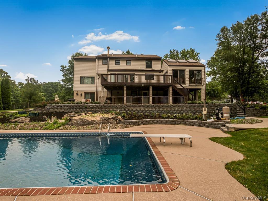 Single Family Fairgreen Court Westchester County, NY 10567, MLS-1030029-36