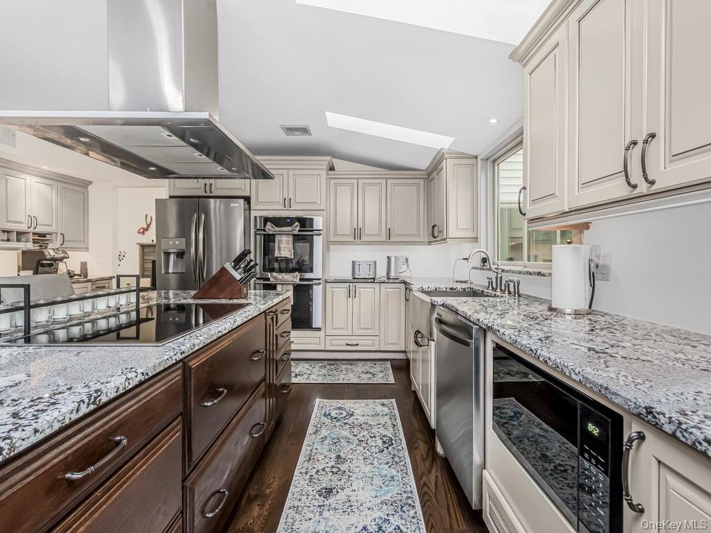 Single Family Fairgreen Court Westchester County, NY 10567, MLS-1030029-9