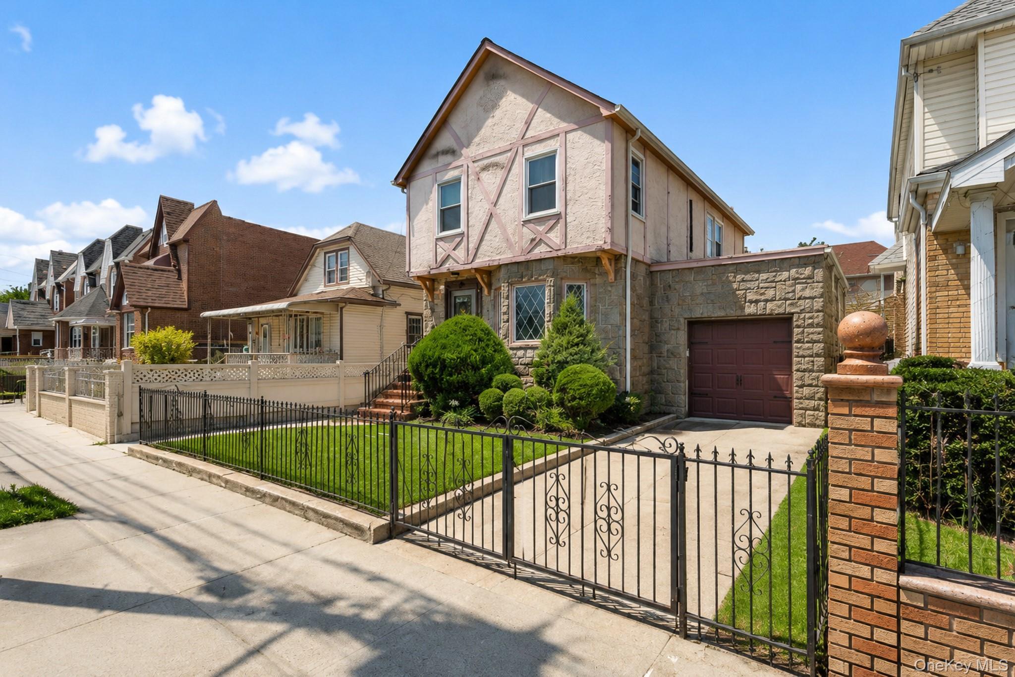 Single Family 115th Avenue Queens, NY 11420, MLS-1030070-2