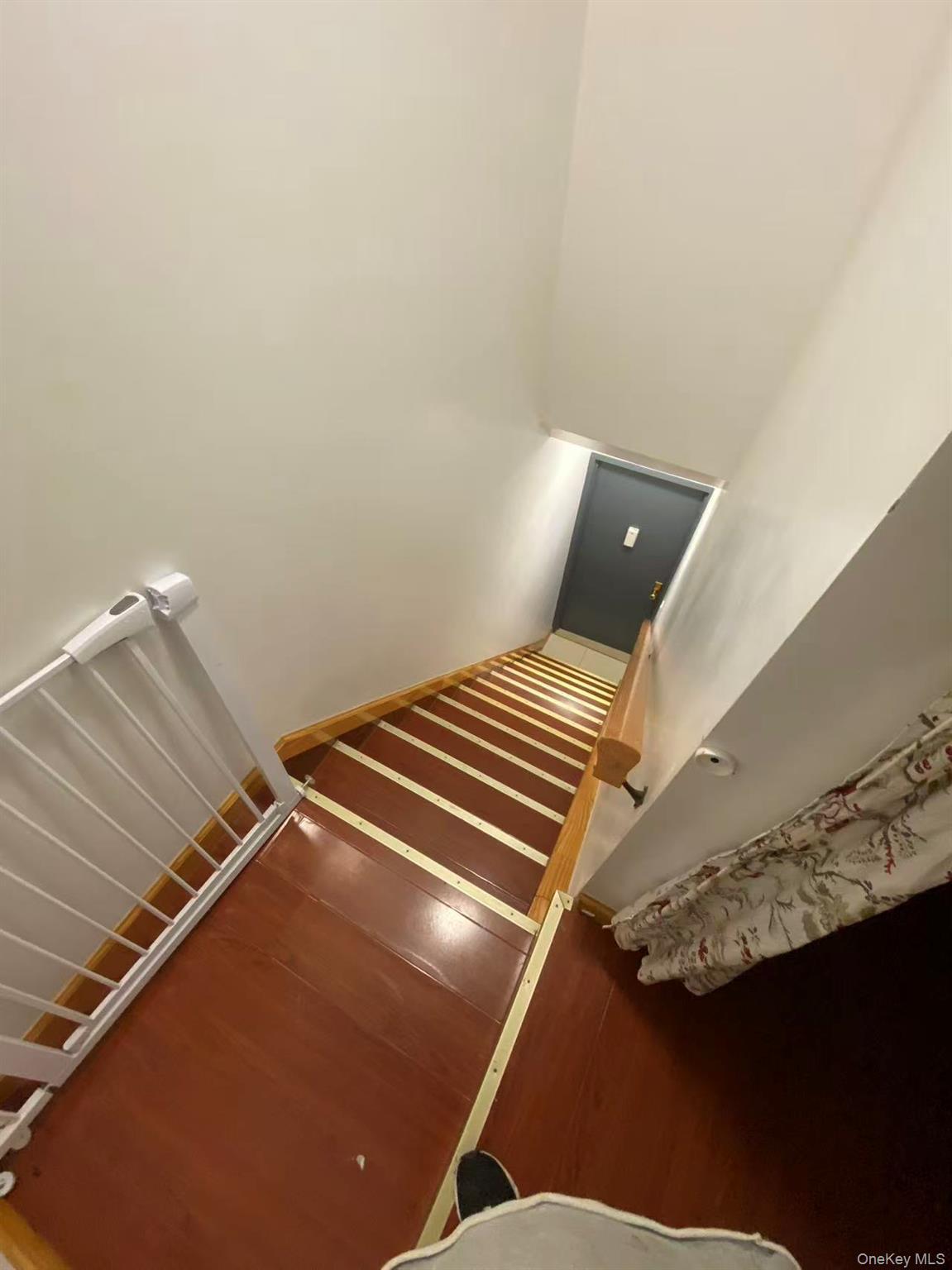 Apartment 80th Street  Queens, NY 11373, MLS-1030071-6