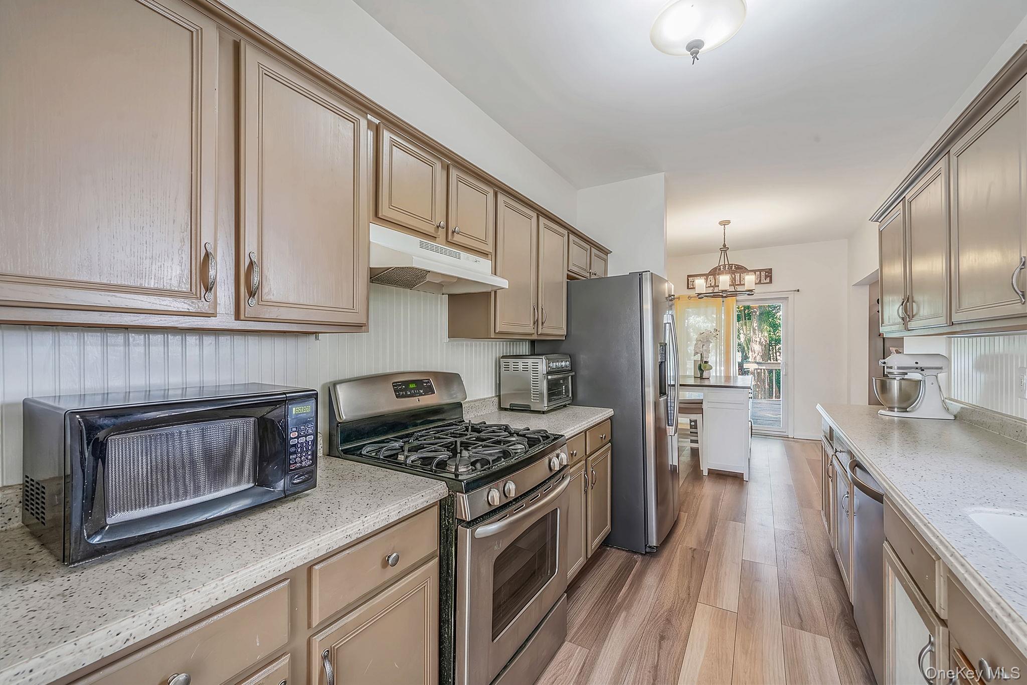 Single Family Holiday Boulevard Suffolk County, NY 11934, MLS-1030121-12