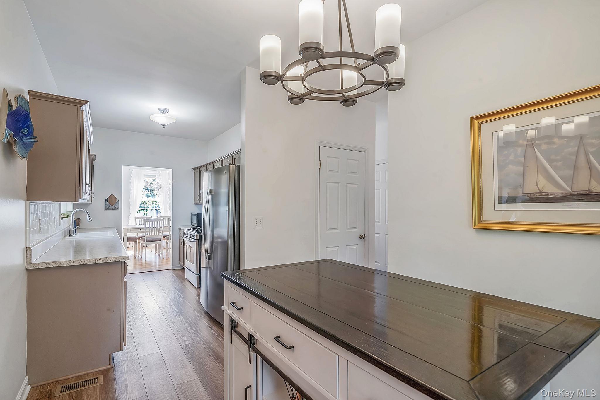 Single Family Holiday Boulevard Suffolk County, NY 11934, MLS-1030121-14