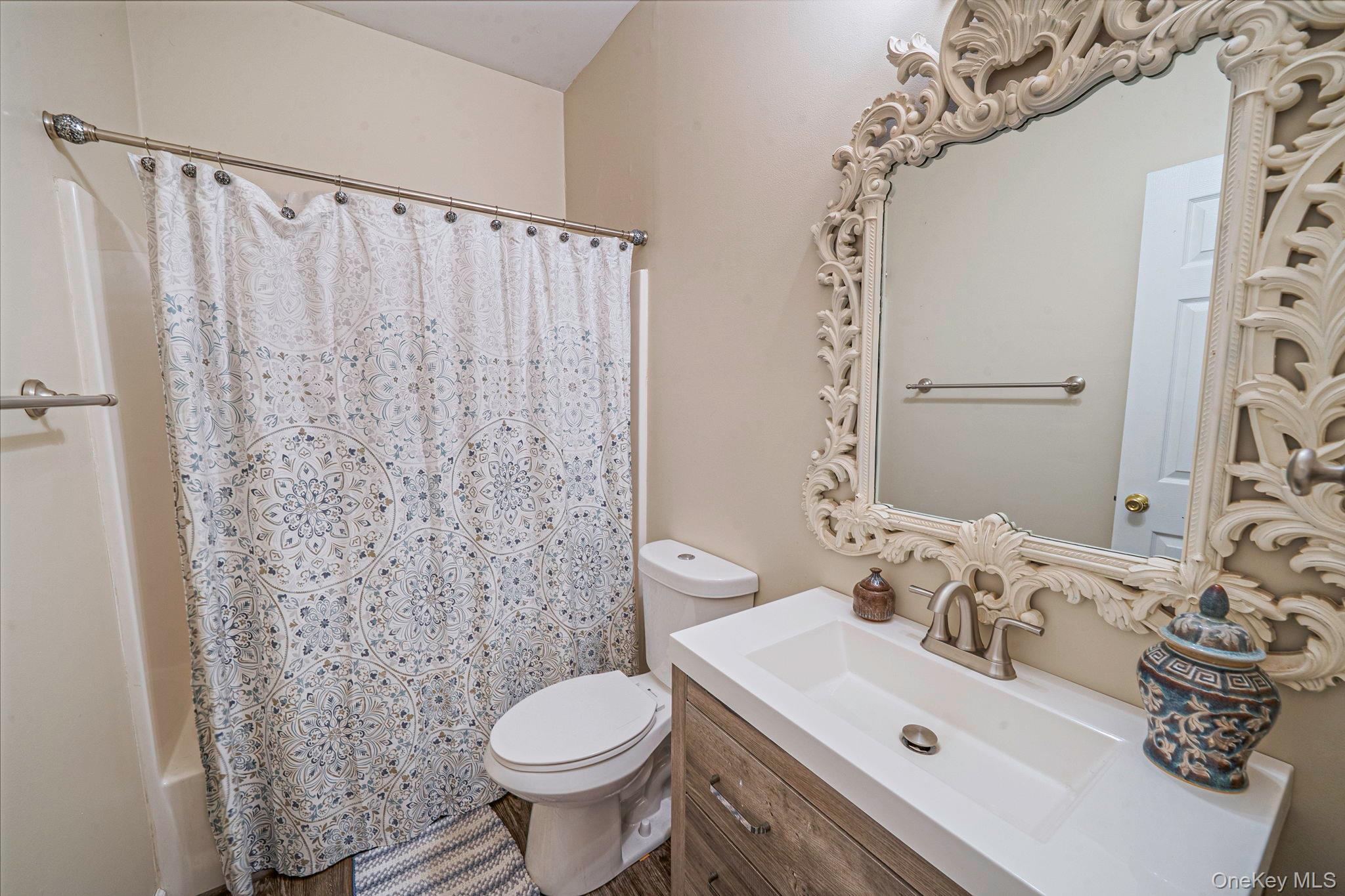 Single Family Holiday Boulevard Suffolk County, NY 11934, MLS-1030121-21